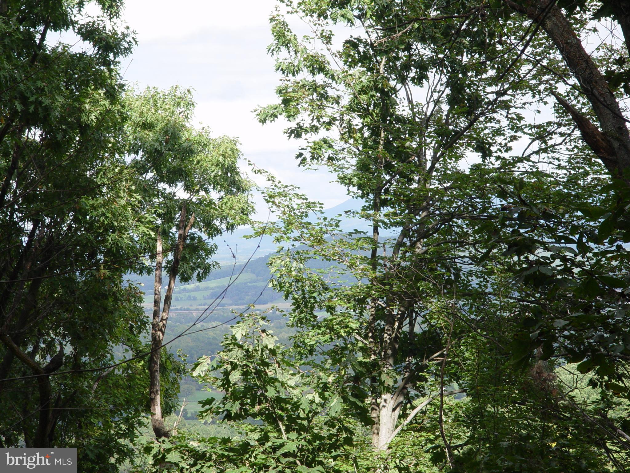 SKYLINE LAKES WEST - Land