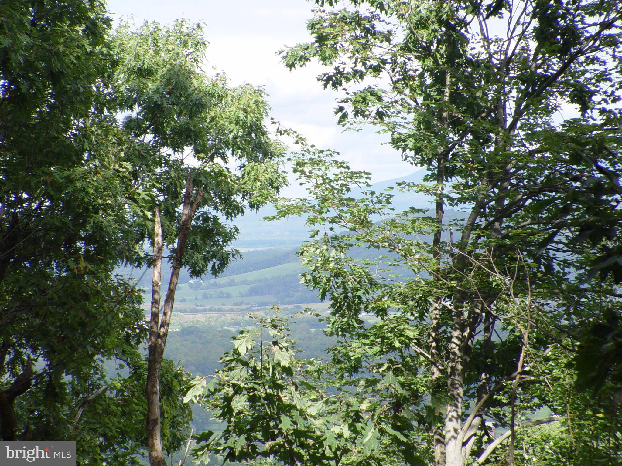 SKYLINE LAKES WEST - Land