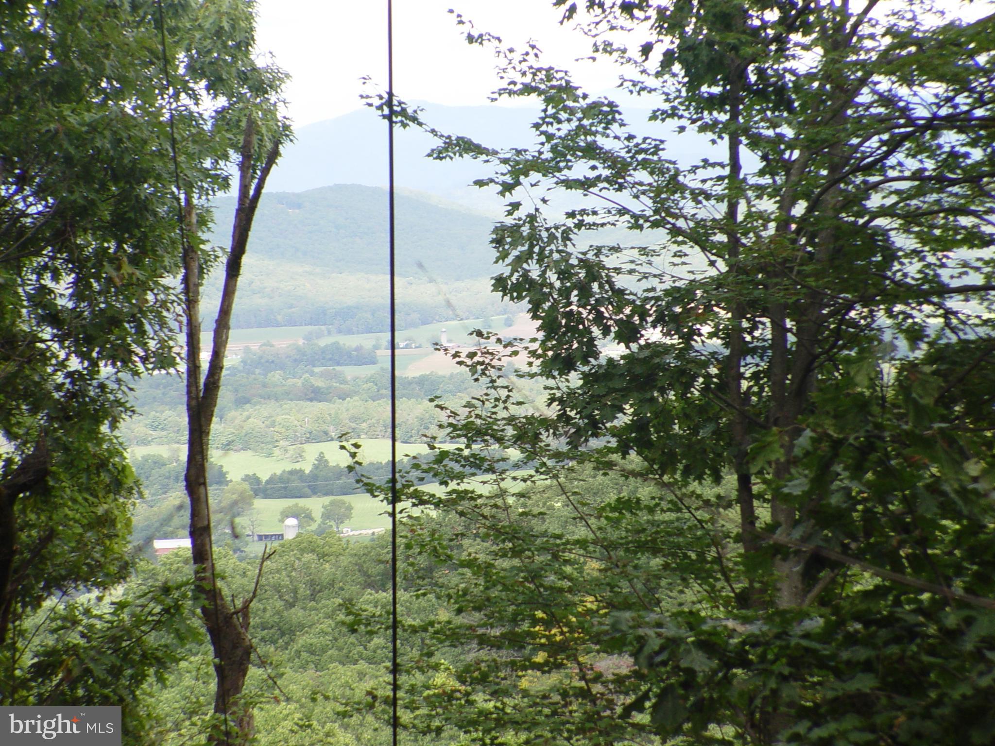 SKYLINE LAKES WEST - Land