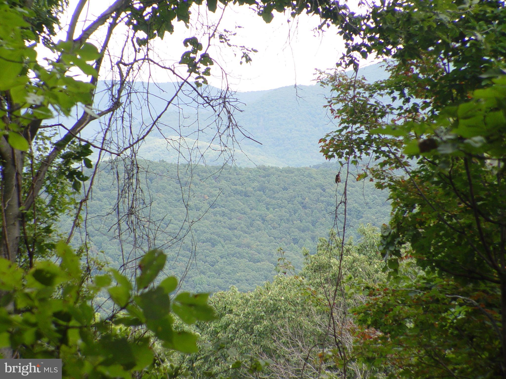 SKYLINE LAKES WEST - Land