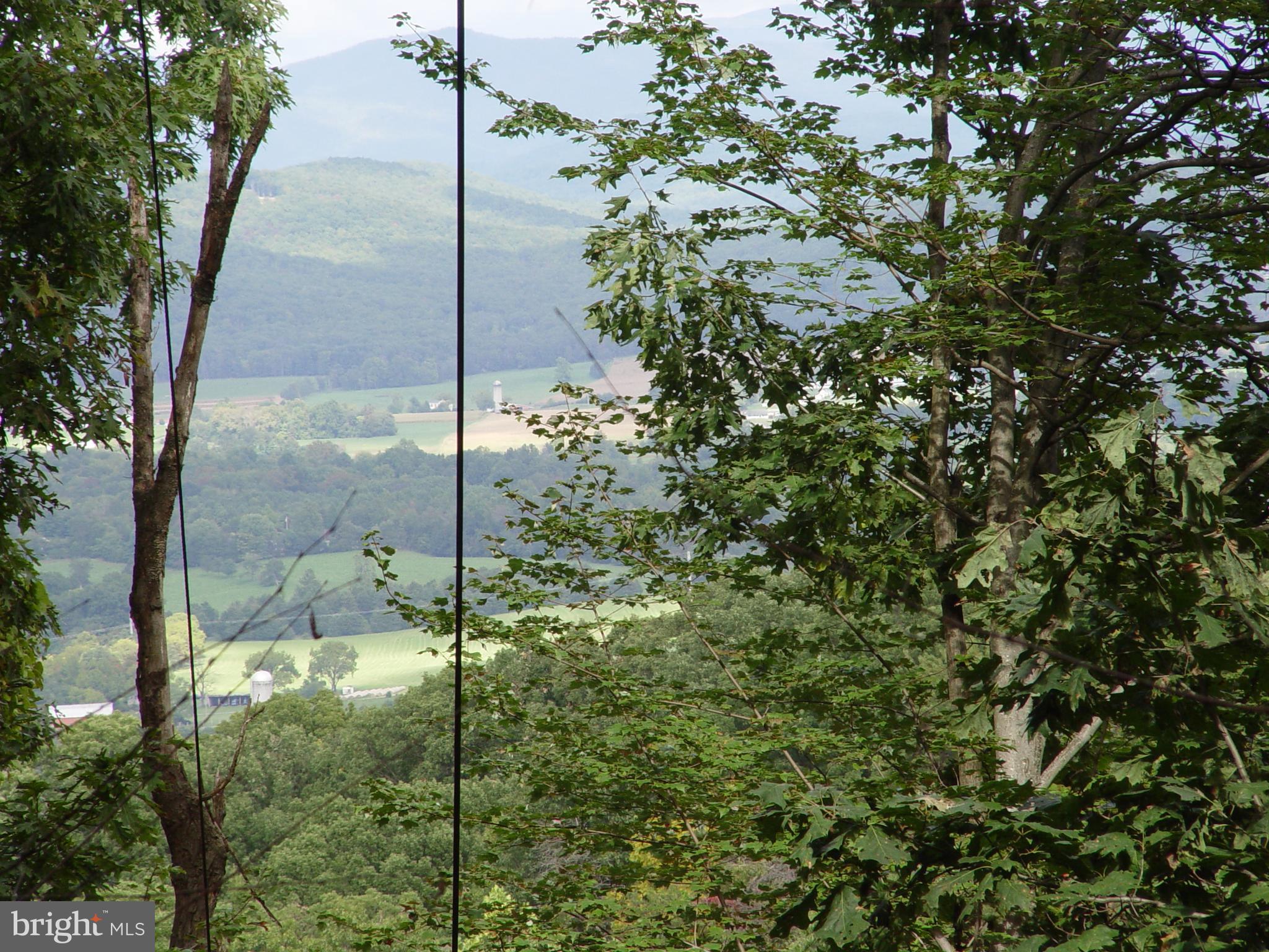 SKYLINE LAKES WEST - Land