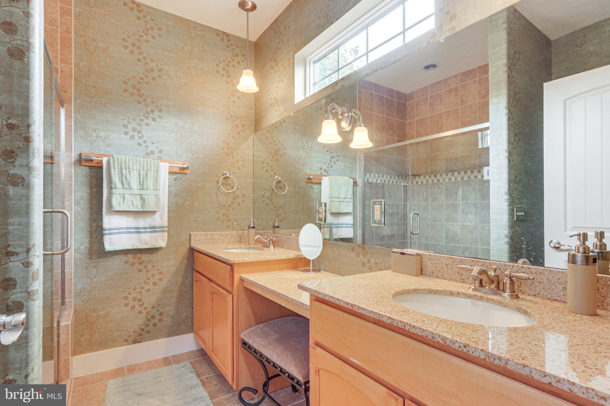 NORTH LAKE VILLAGE - Residential