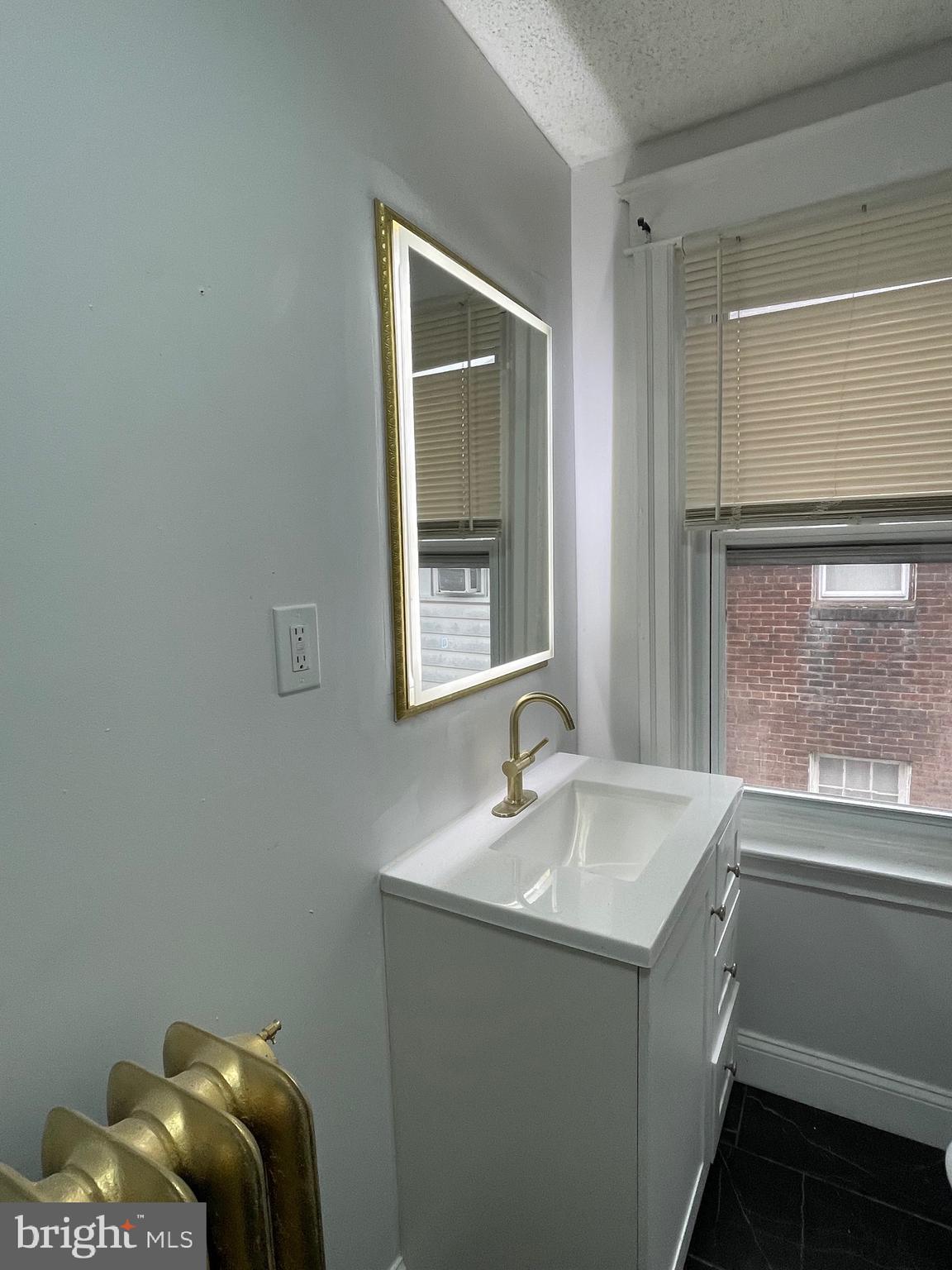 TACONY - Residential Lease