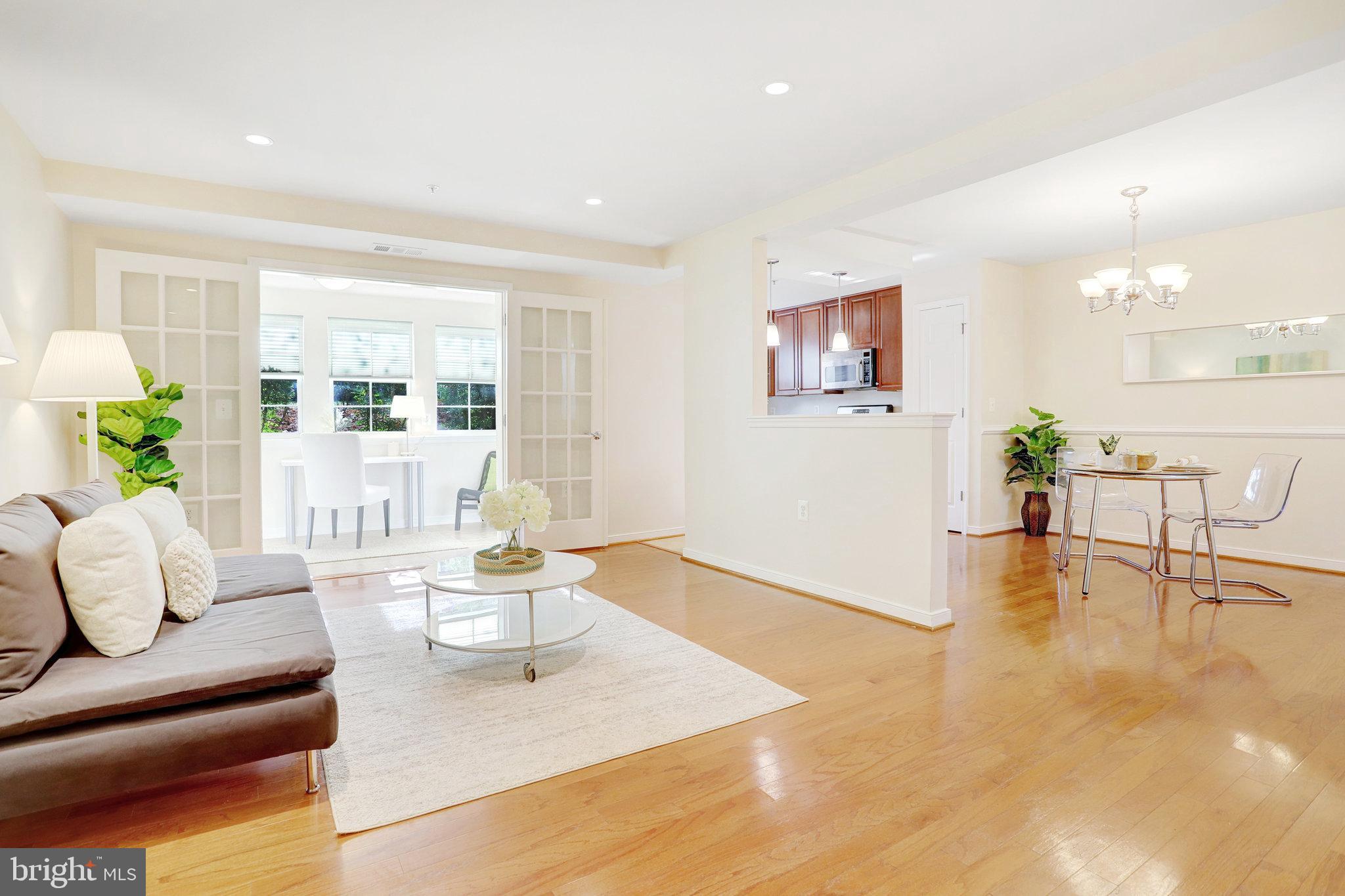 WEST VILLAGE OF SHIRLINGTON - Residential