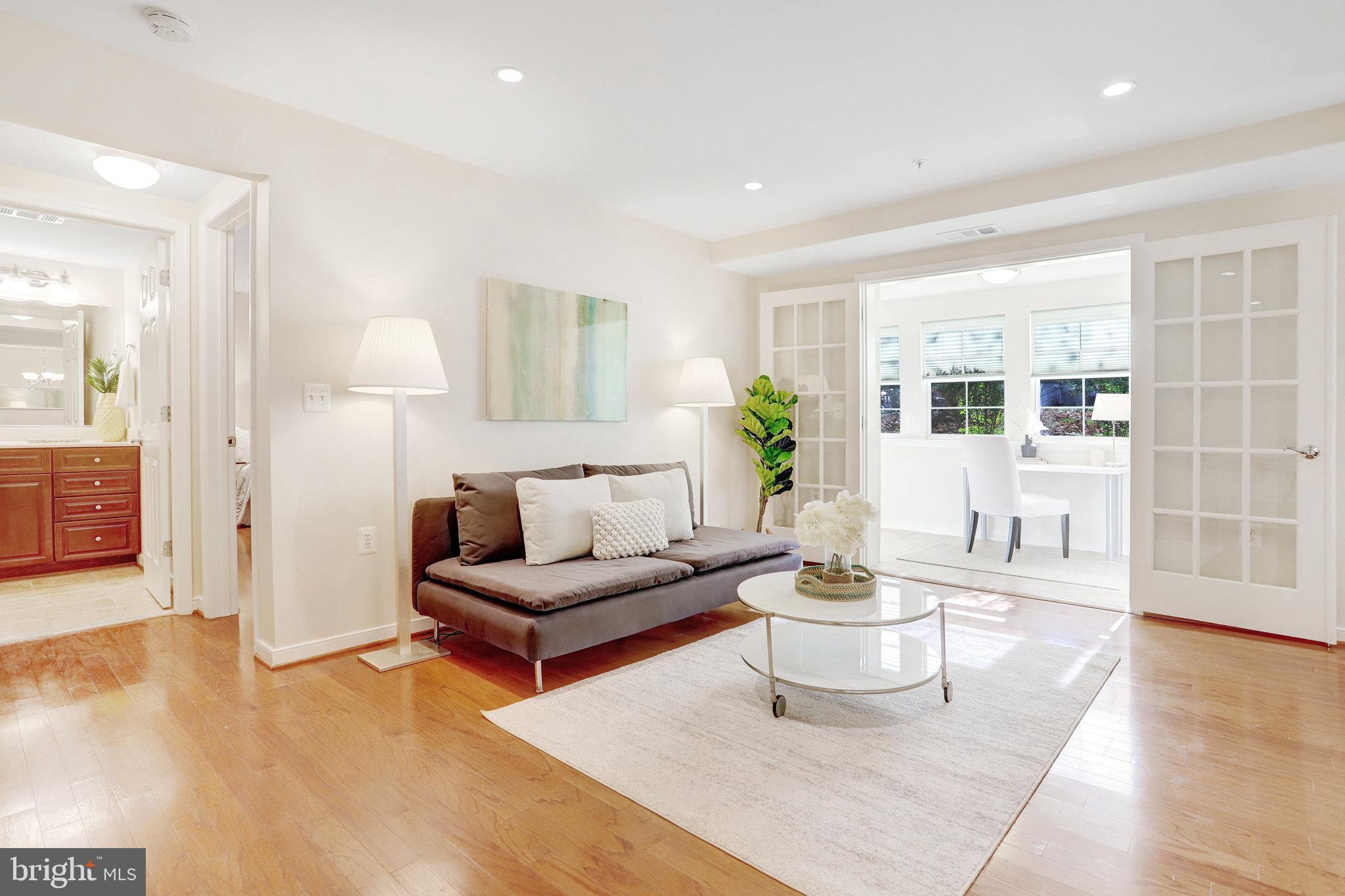 WEST VILLAGE OF SHIRLINGTON - Residential