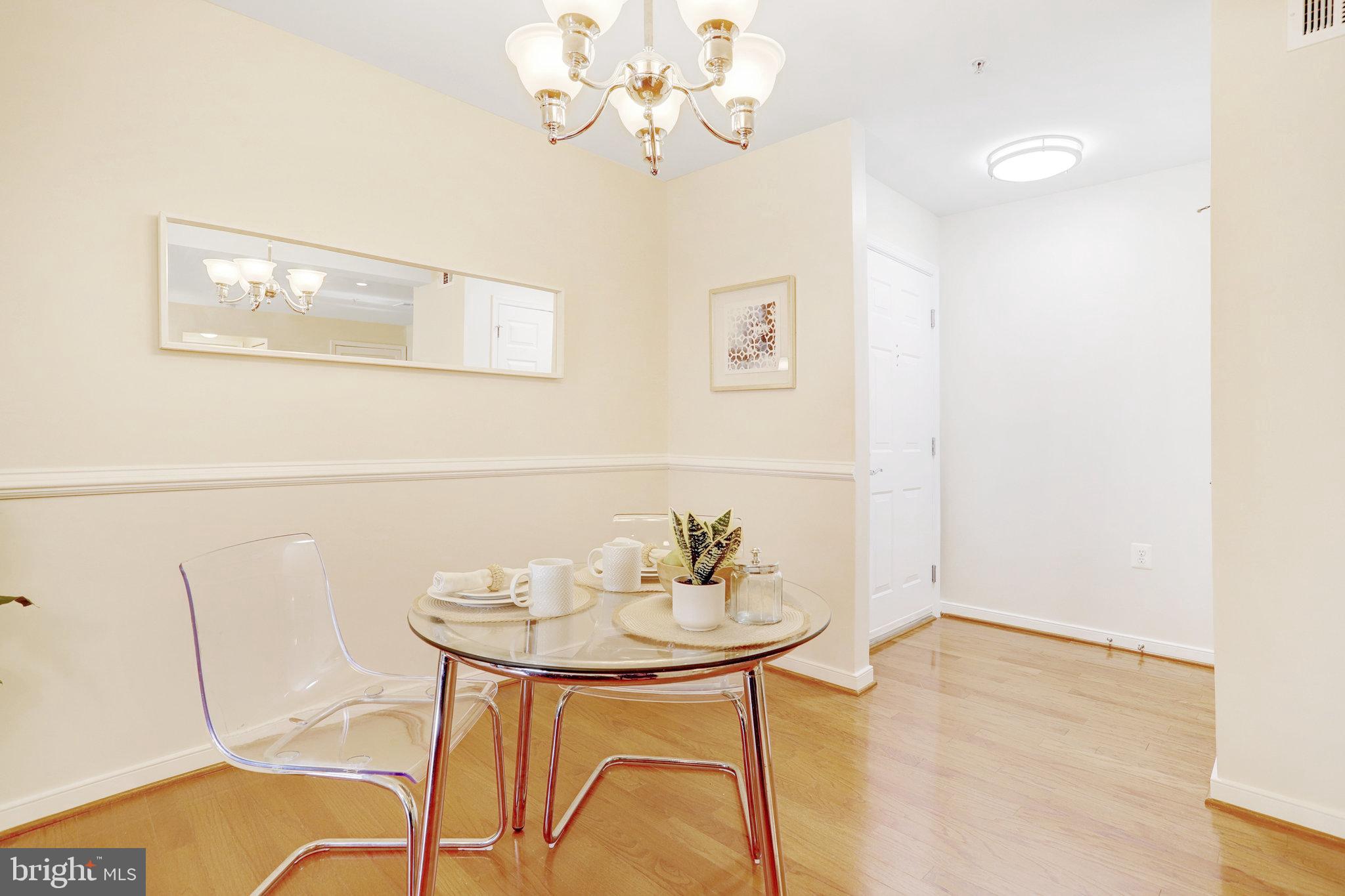 WEST VILLAGE OF SHIRLINGTON - Residential