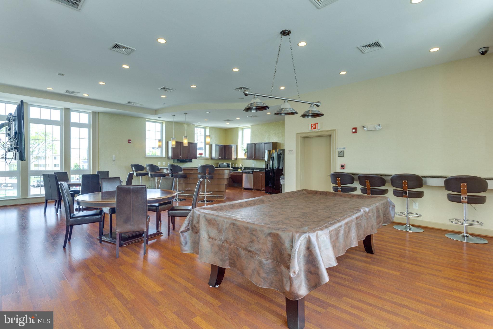 WEST VILLAGE OF SHIRLINGTON - Residential