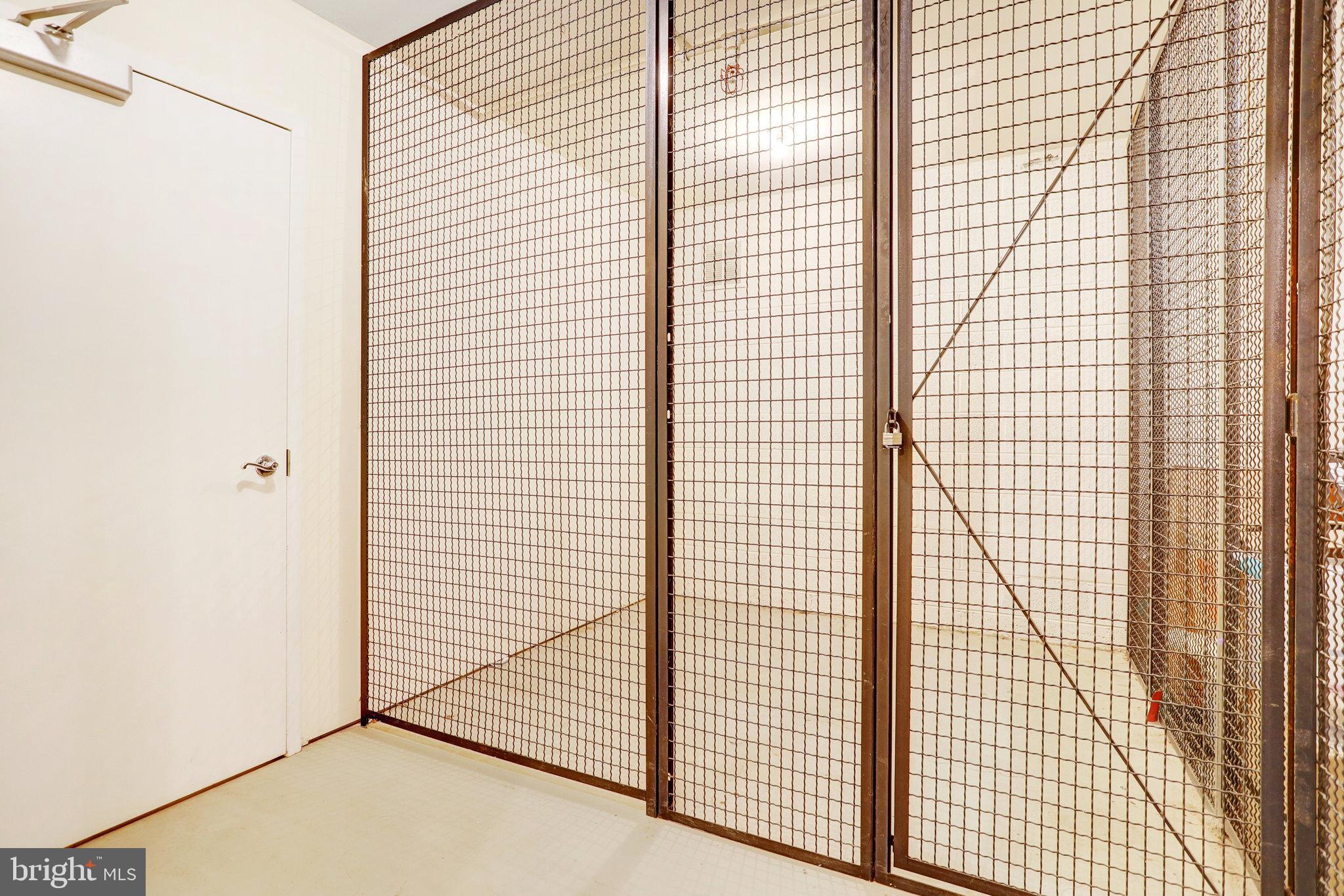 WEST VILLAGE OF SHIRLINGTON - Residential