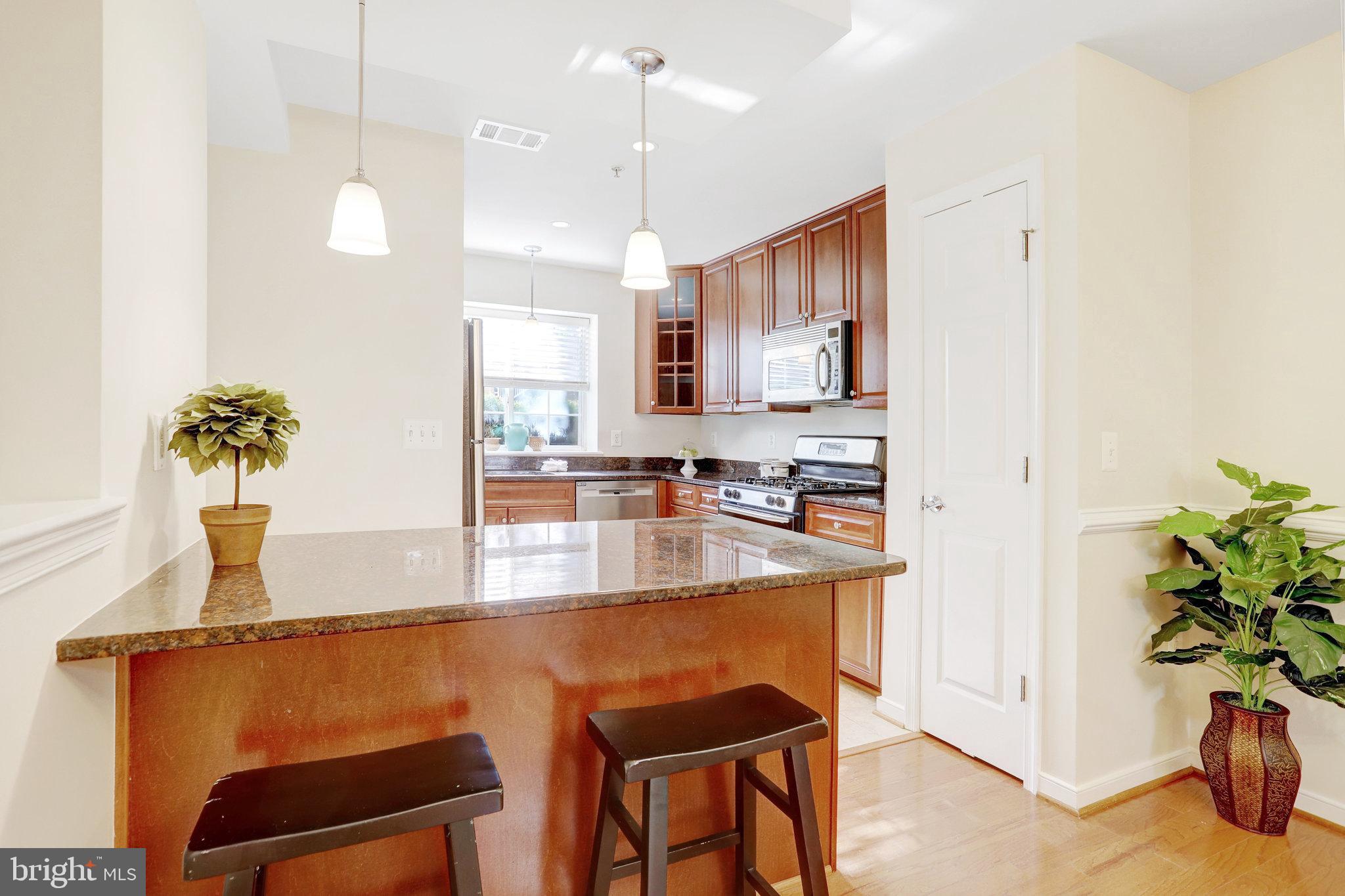 WEST VILLAGE OF SHIRLINGTON - Residential