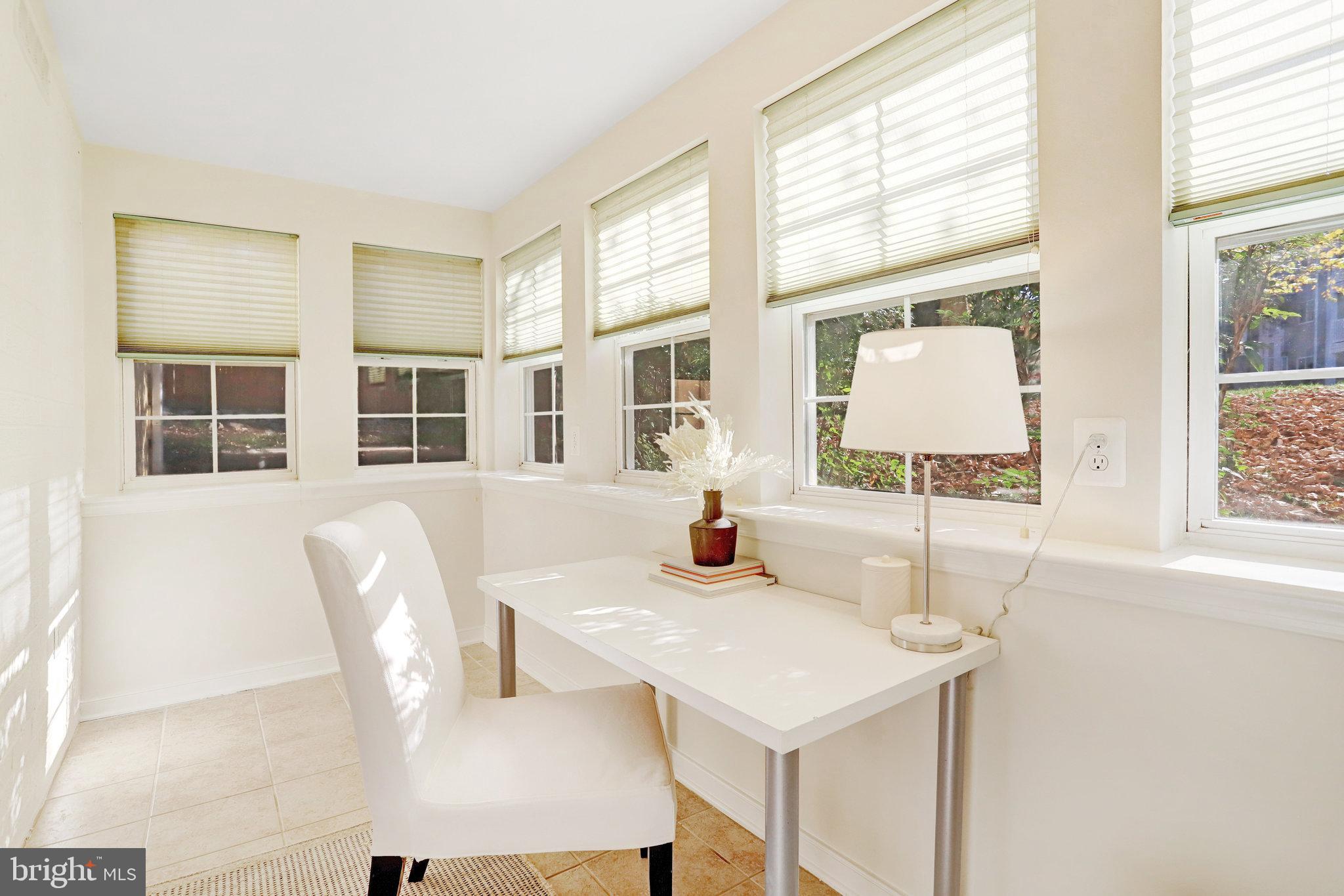 WEST VILLAGE OF SHIRLINGTON - Residential