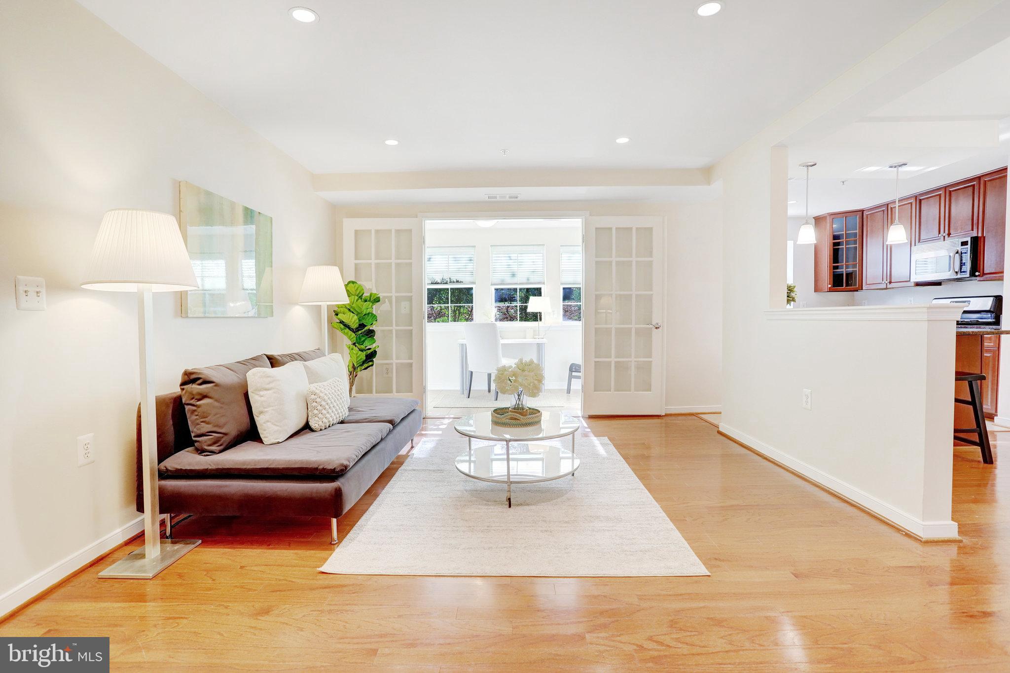 WEST VILLAGE OF SHIRLINGTON - Residential