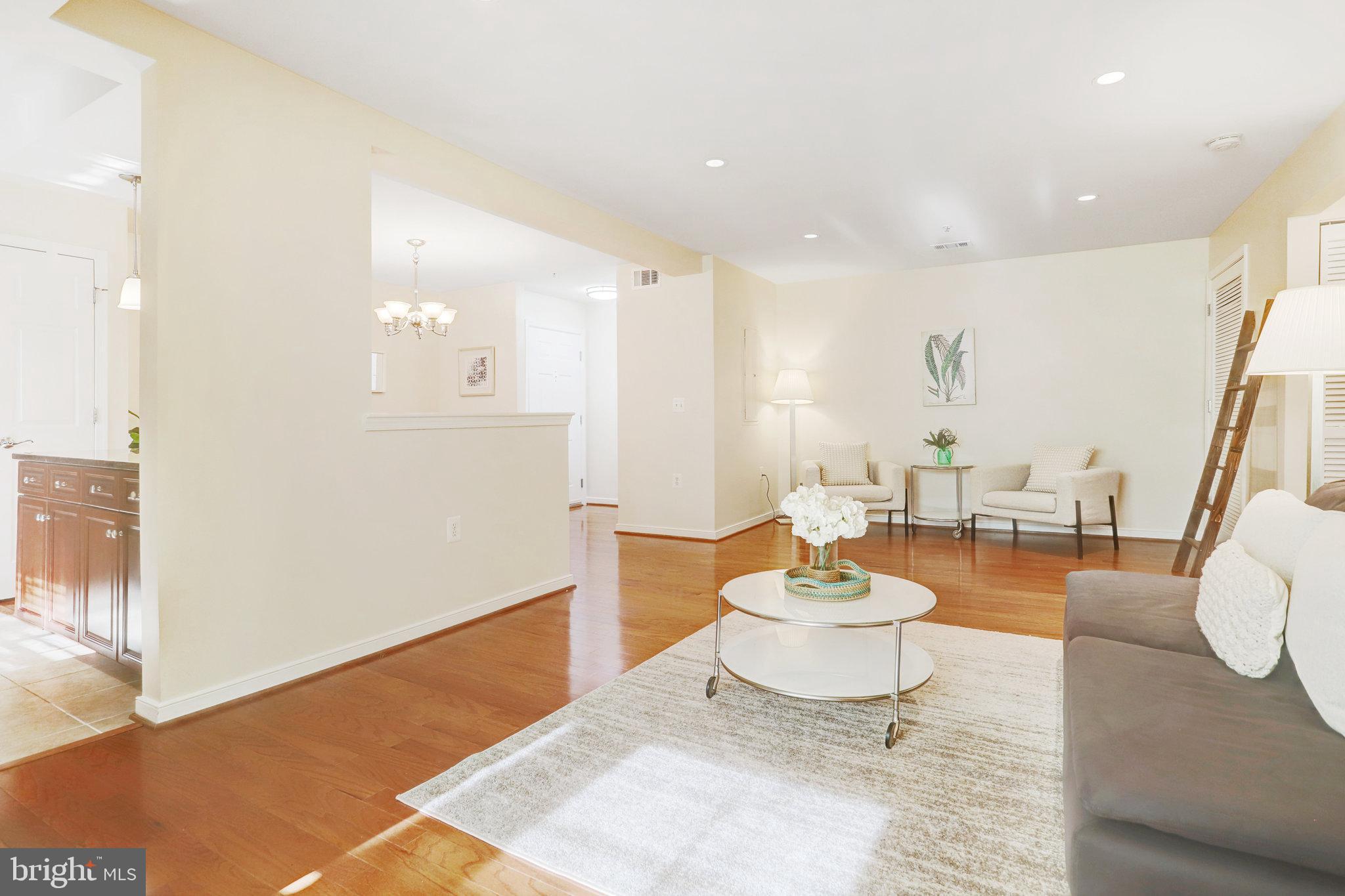 WEST VILLAGE OF SHIRLINGTON - Residential