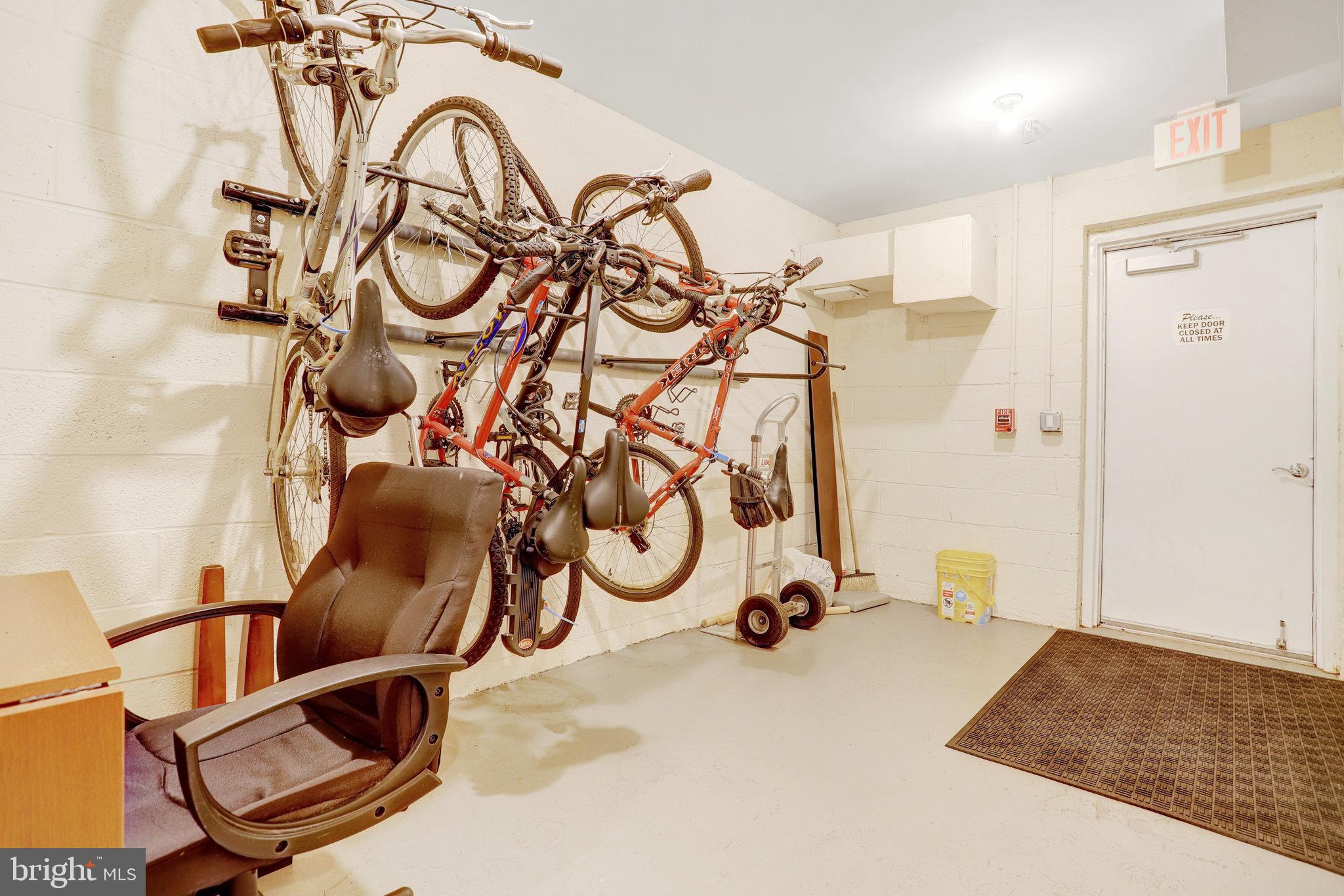 WEST VILLAGE OF SHIRLINGTON - Residential