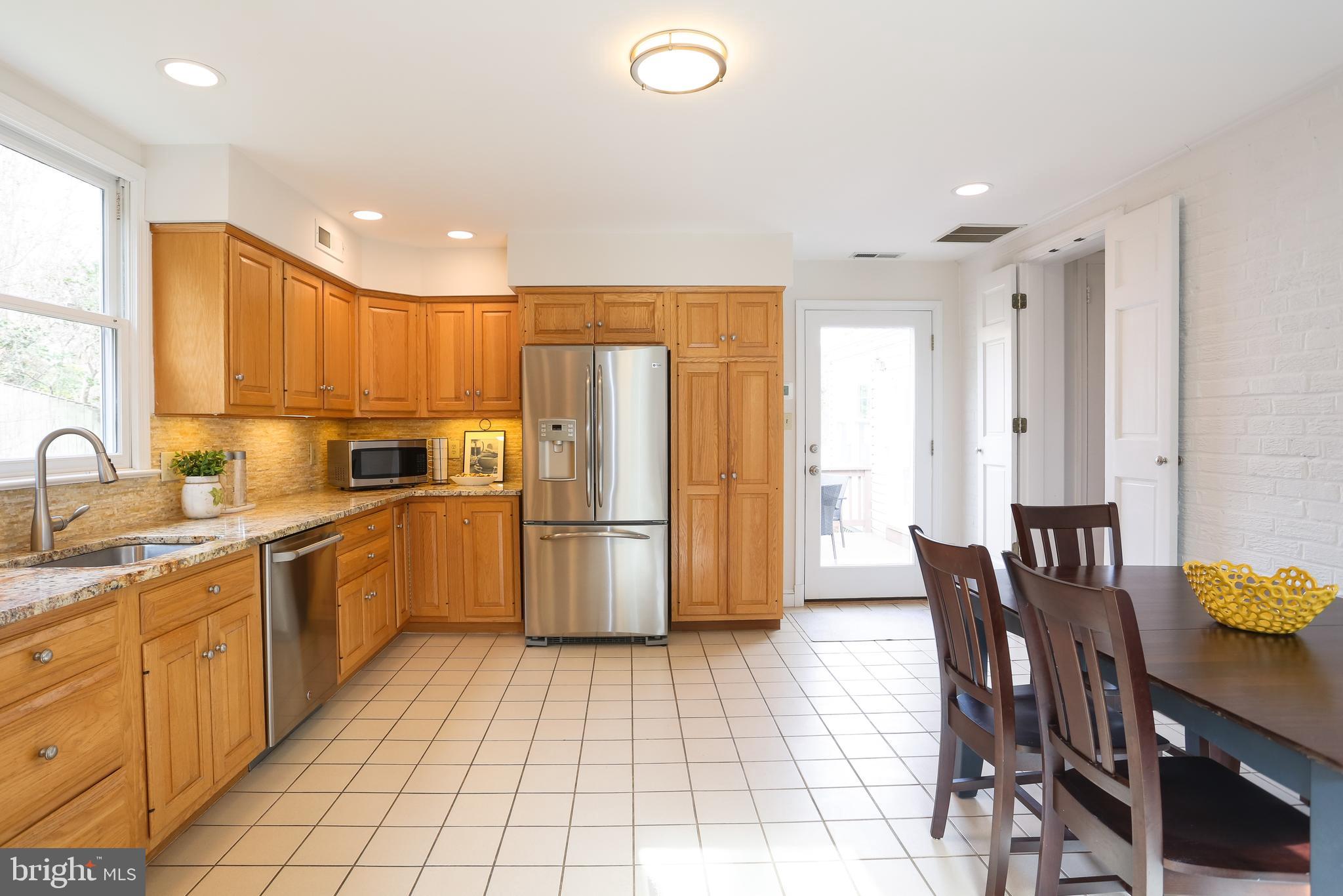 WAVERLY HILLS - Residential