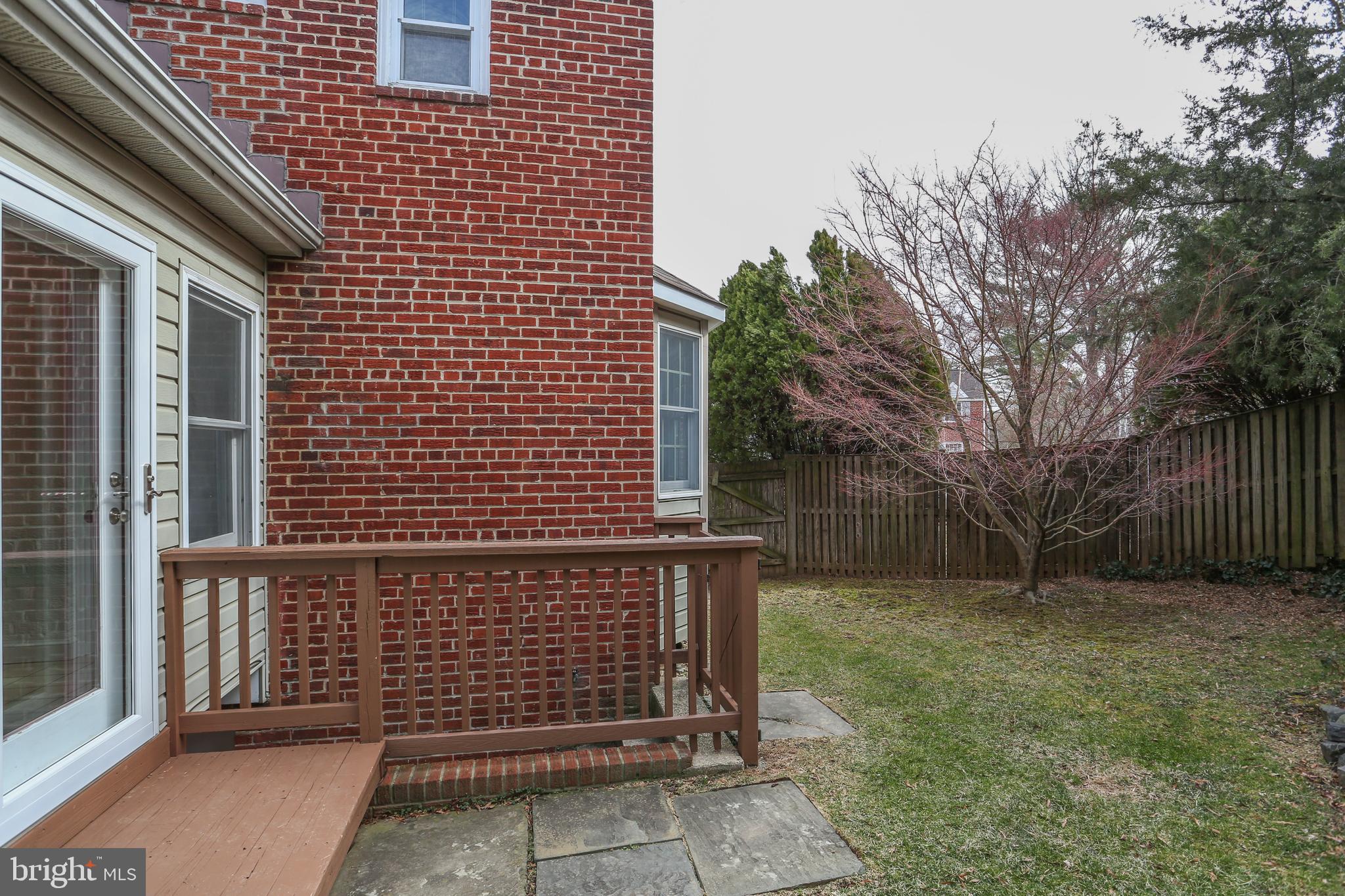 WAVERLY HILLS - Residential