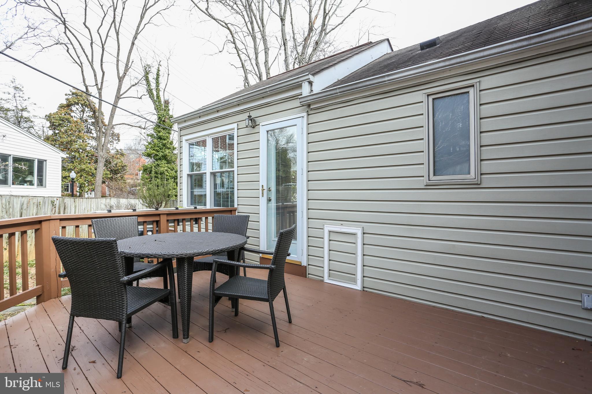 WAVERLY HILLS - Residential