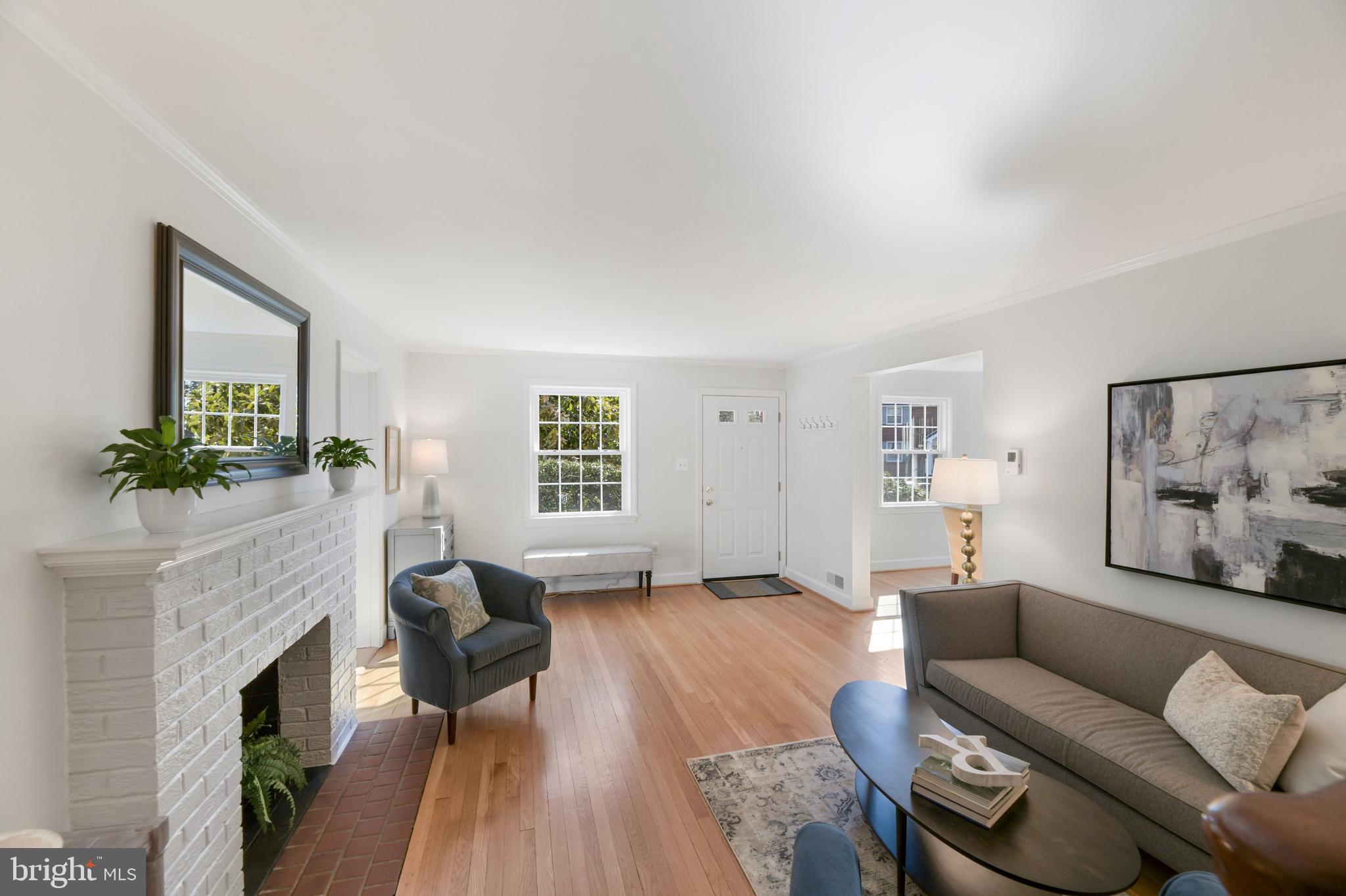 WAVERLY HILLS - Residential