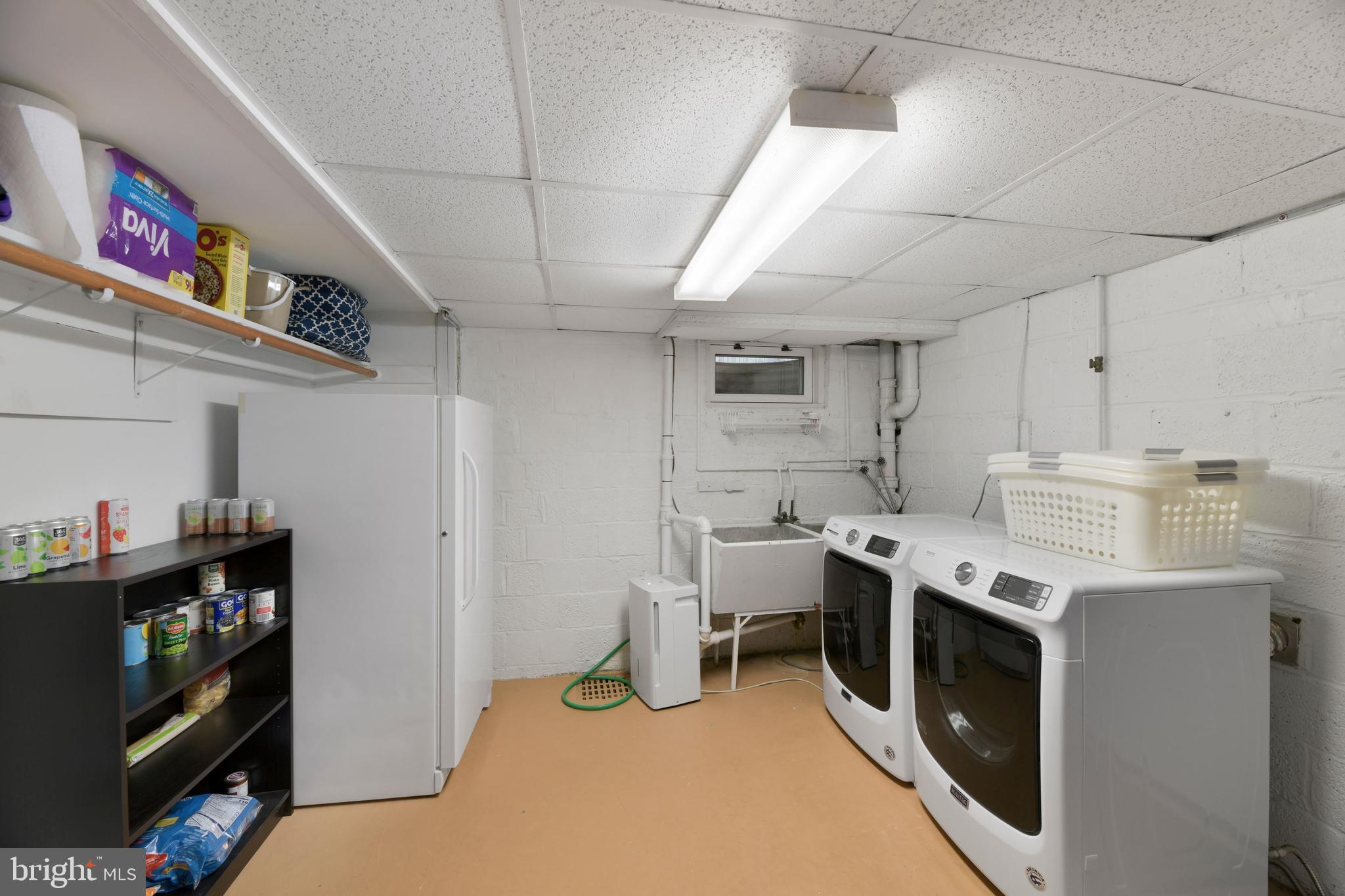 WAVERLY HILLS - Residential