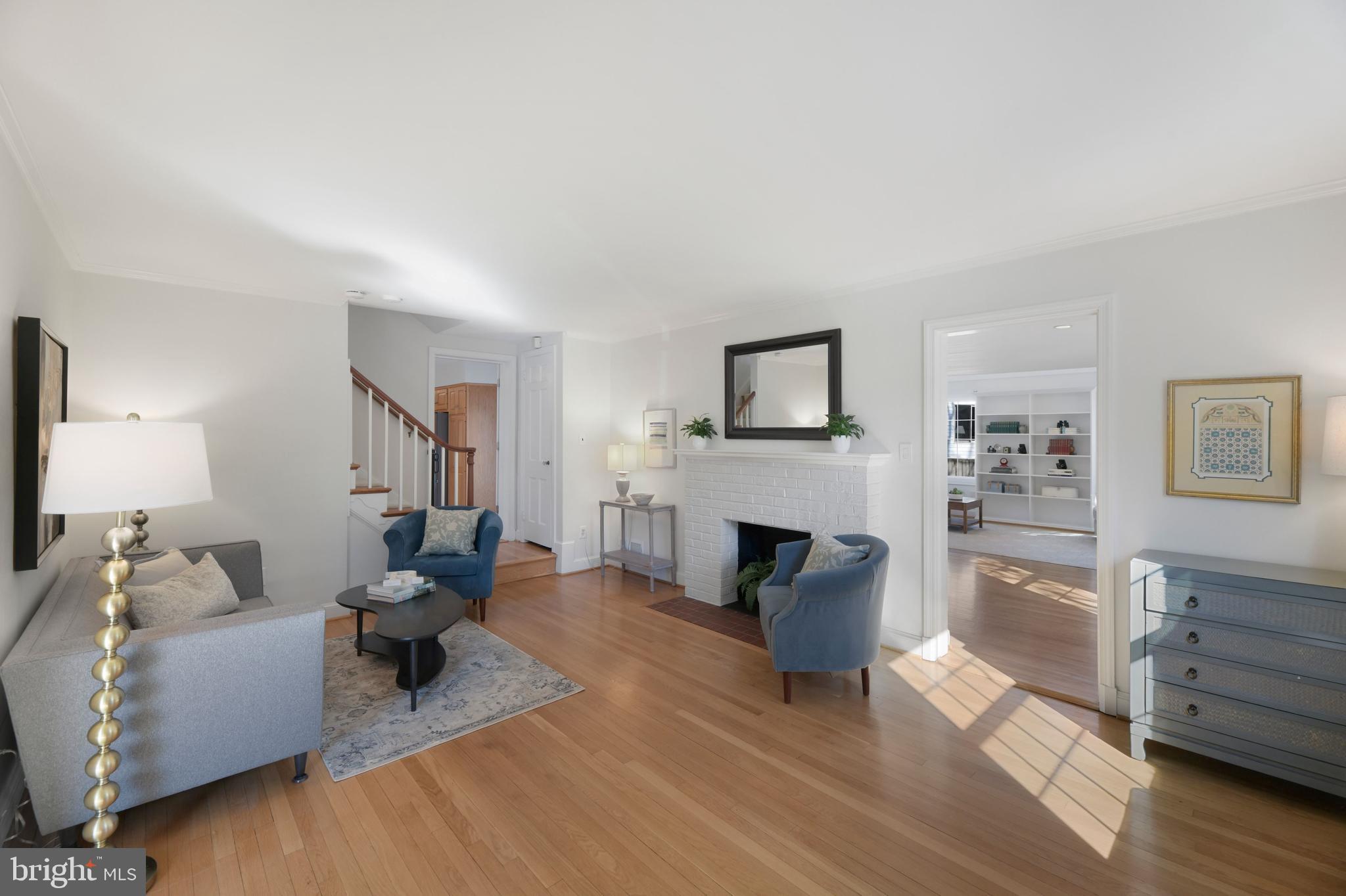 WAVERLY HILLS - Residential