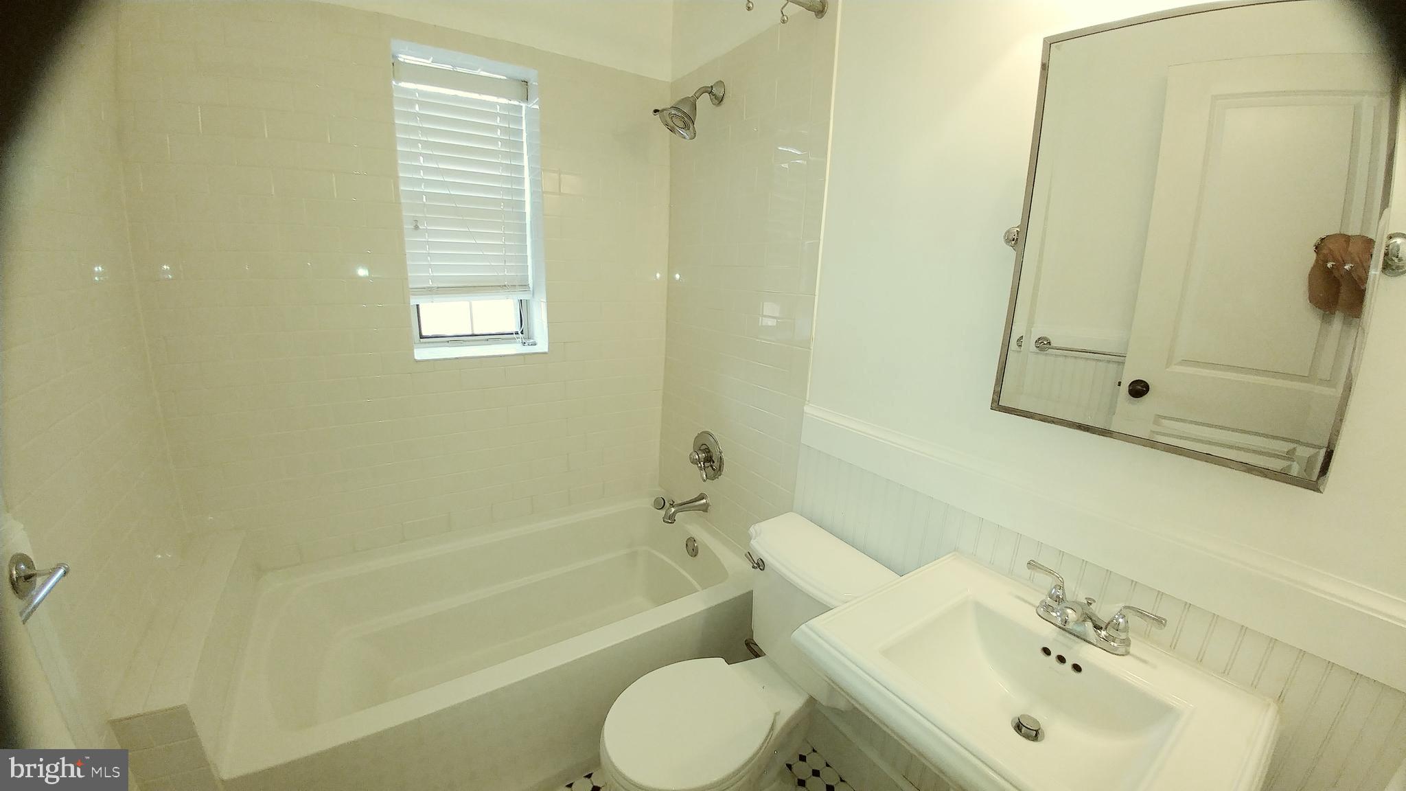 BEARINGS SOUTH - Residential Lease