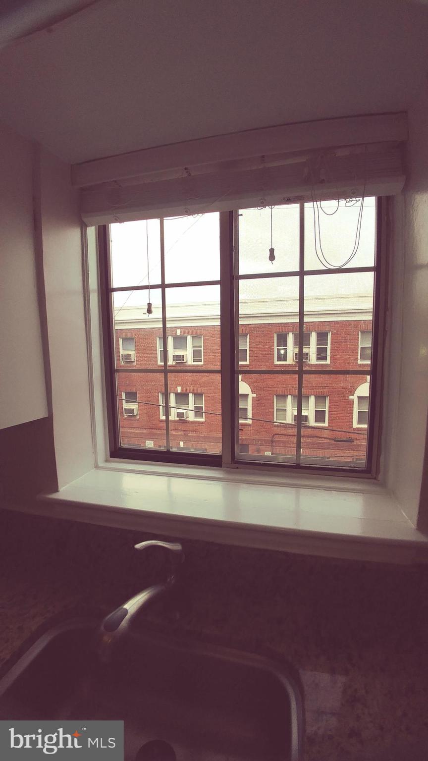BEARINGS SOUTH - Residential Lease