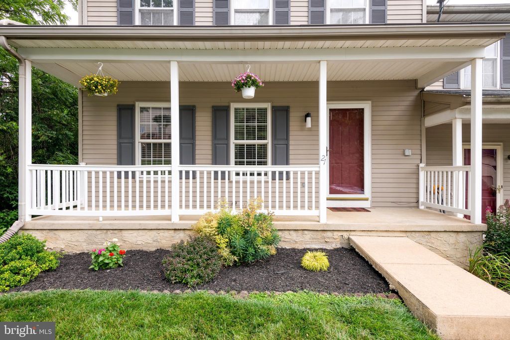 Photo of 21 PARK LN, LANCASTER, PA 17603 (MLS # PALA2038066)