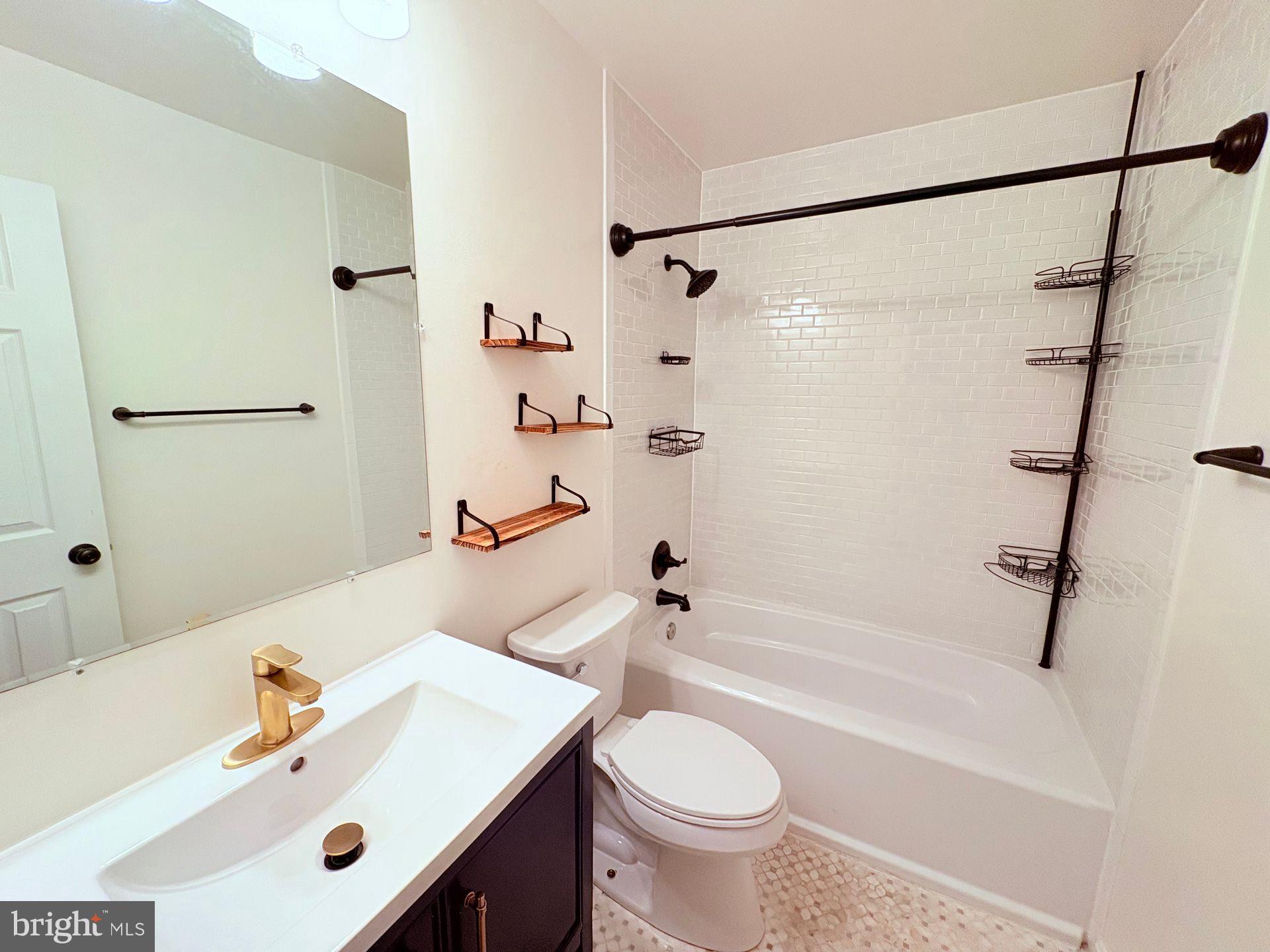 GLEN ALDEN - Residential Lease