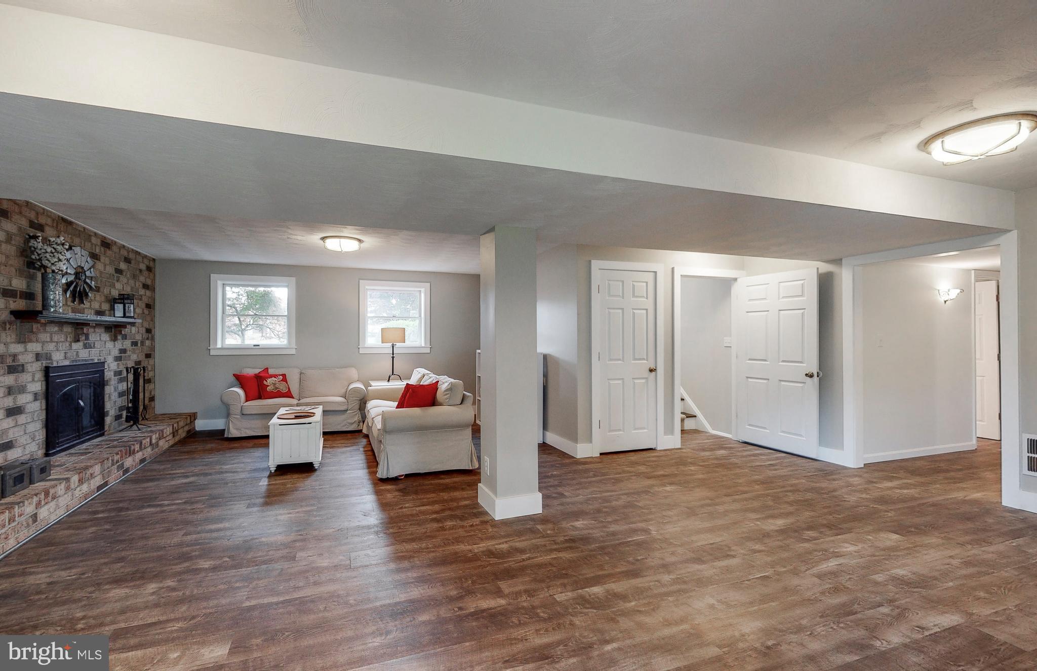 MOUNT HEBRON - Residential