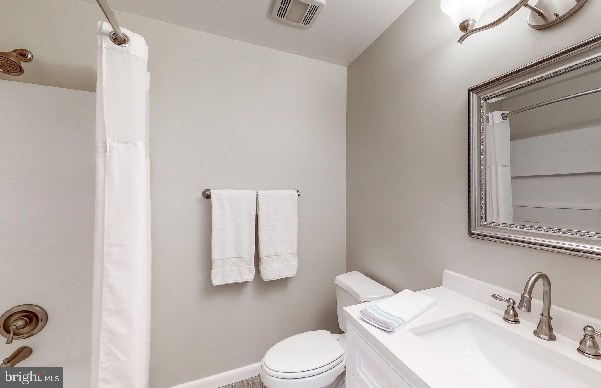 MOUNT HEBRON - Residential