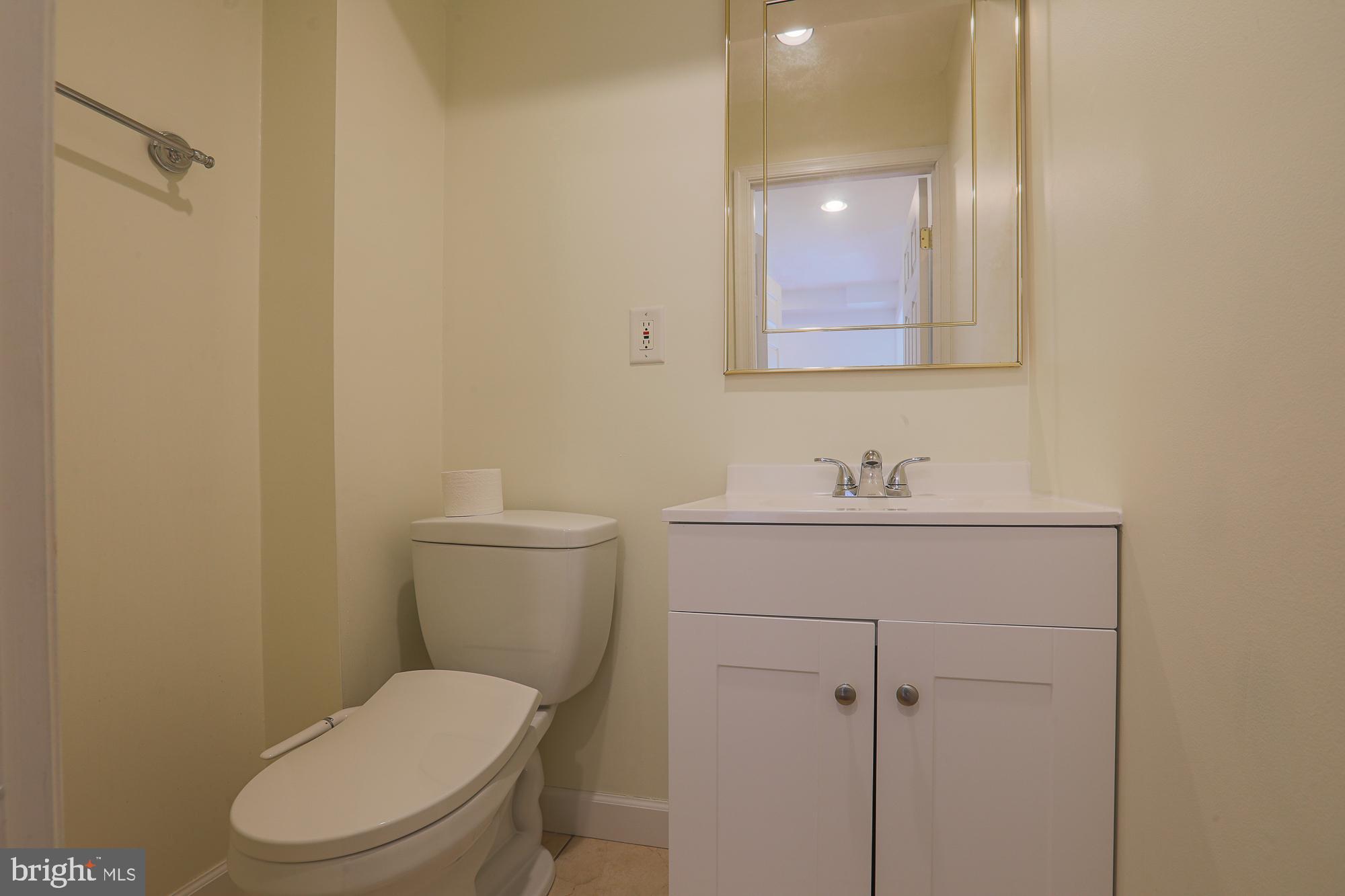 MOUNT WASHINGTON - Commercial Sale