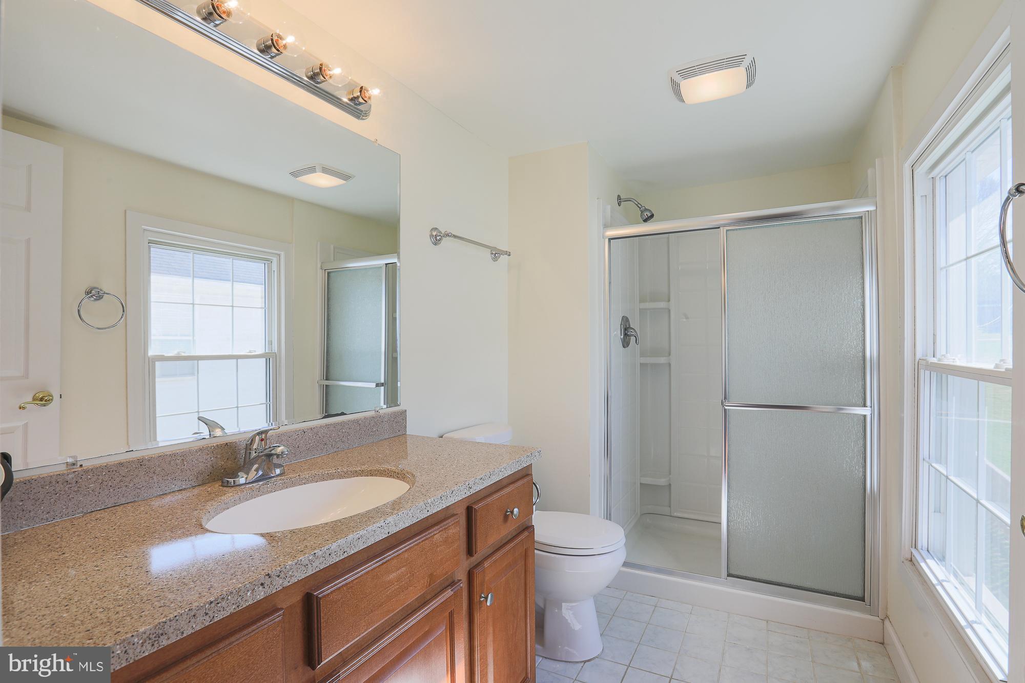 MOUNT WASHINGTON - Commercial Sale