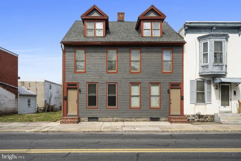 Multifamily For Sale - 131 W Middle St<br/> GETTYSBURG, PA 17325