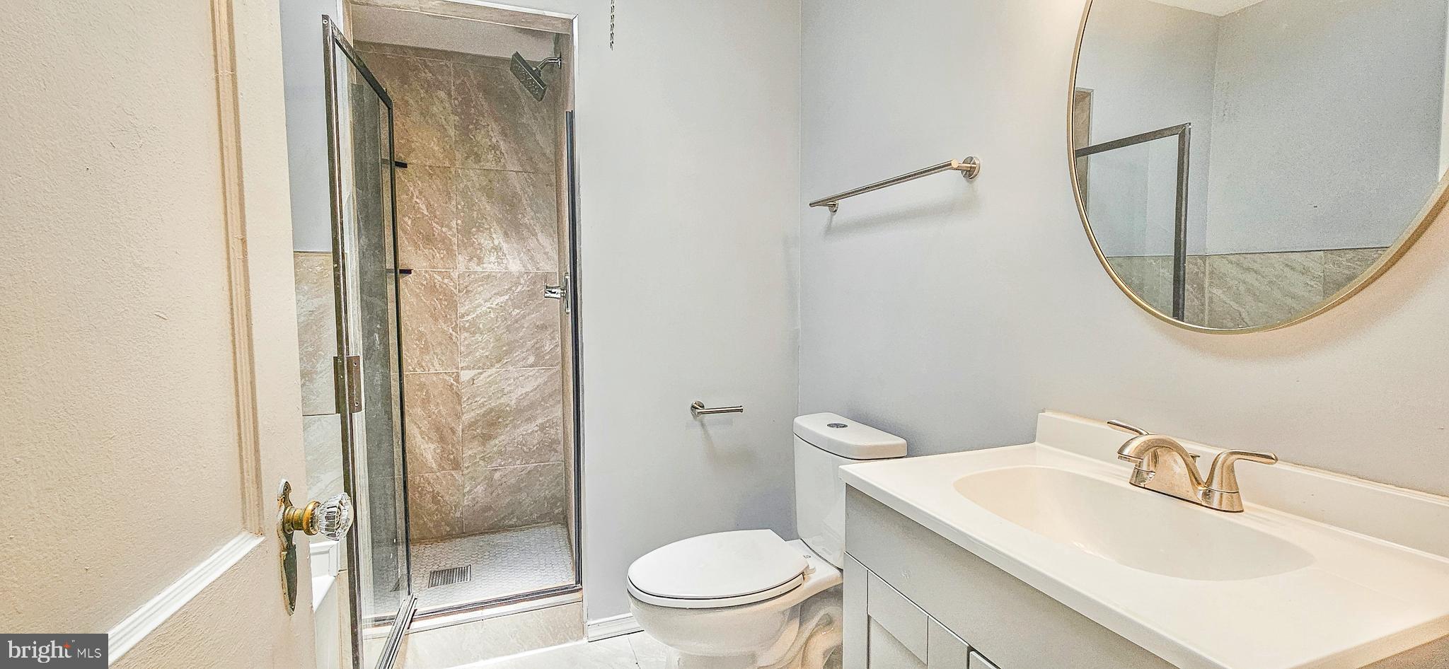 WEST OAK LANE - Residential Lease