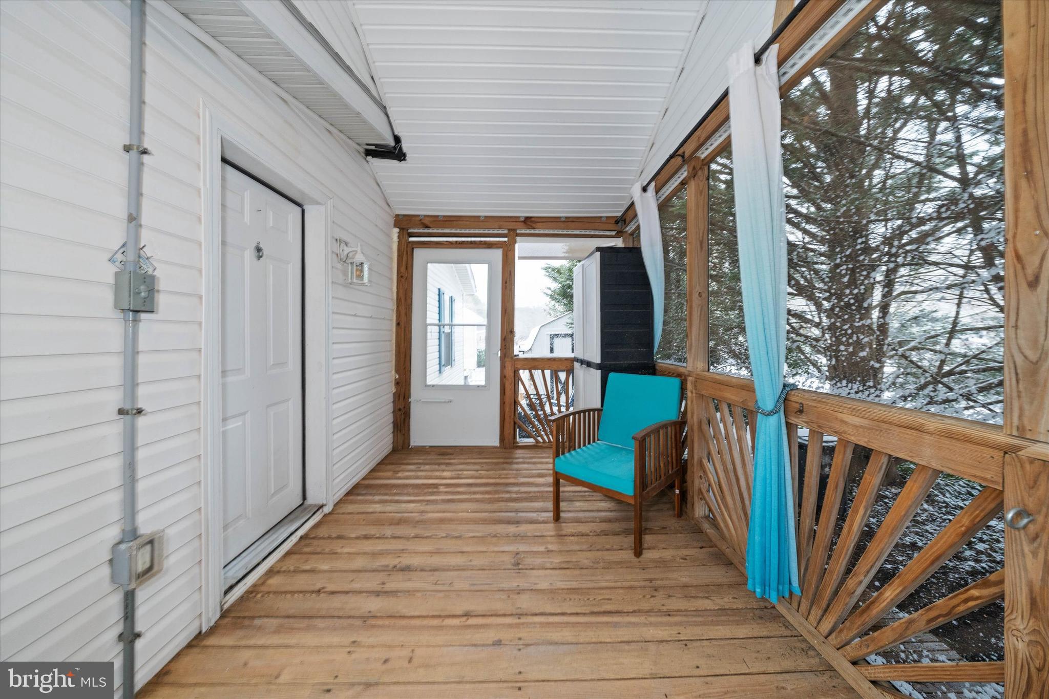 ANGOLA ESTATES - Residential