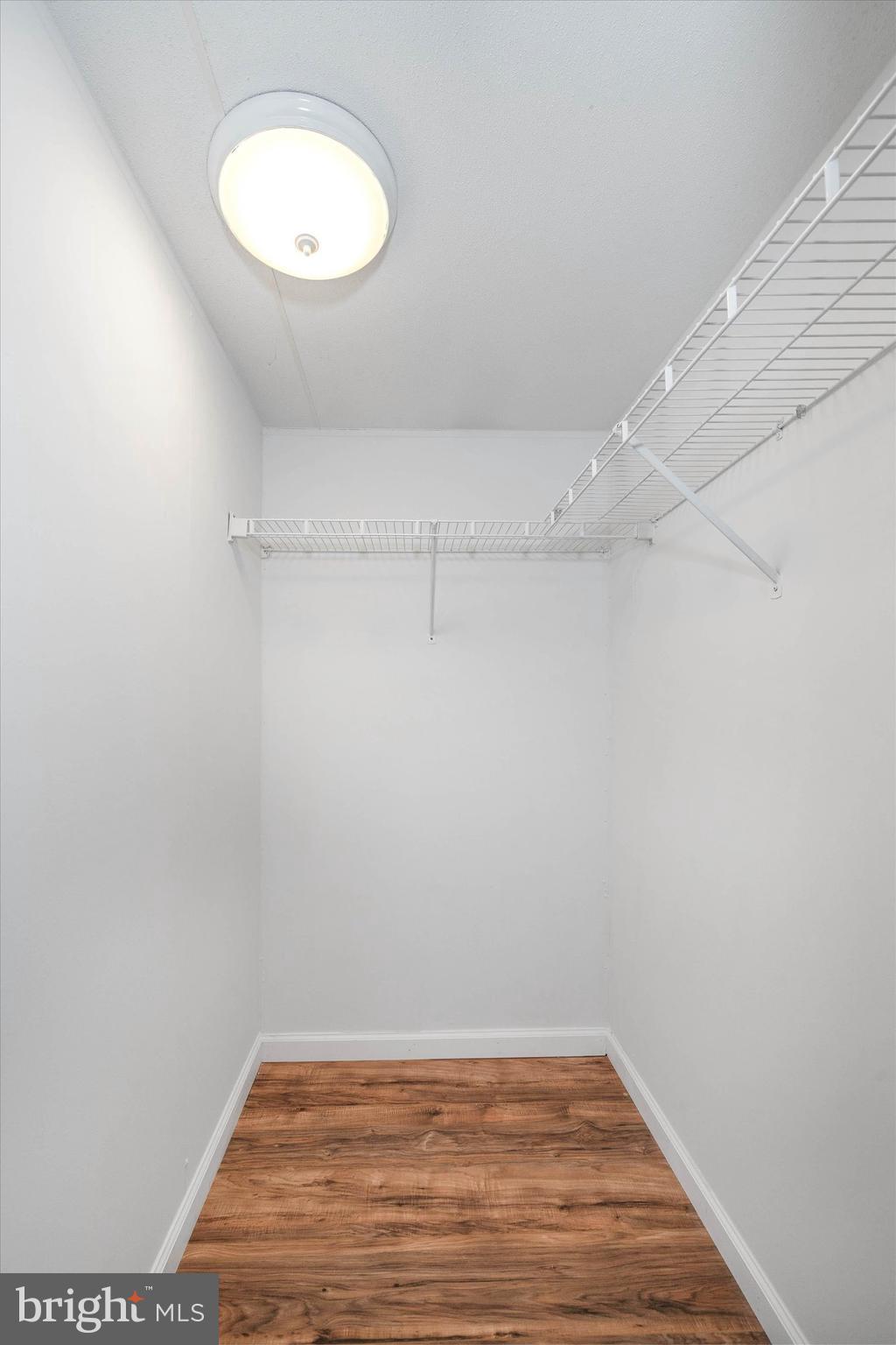 ANGOLA ESTATES - Residential