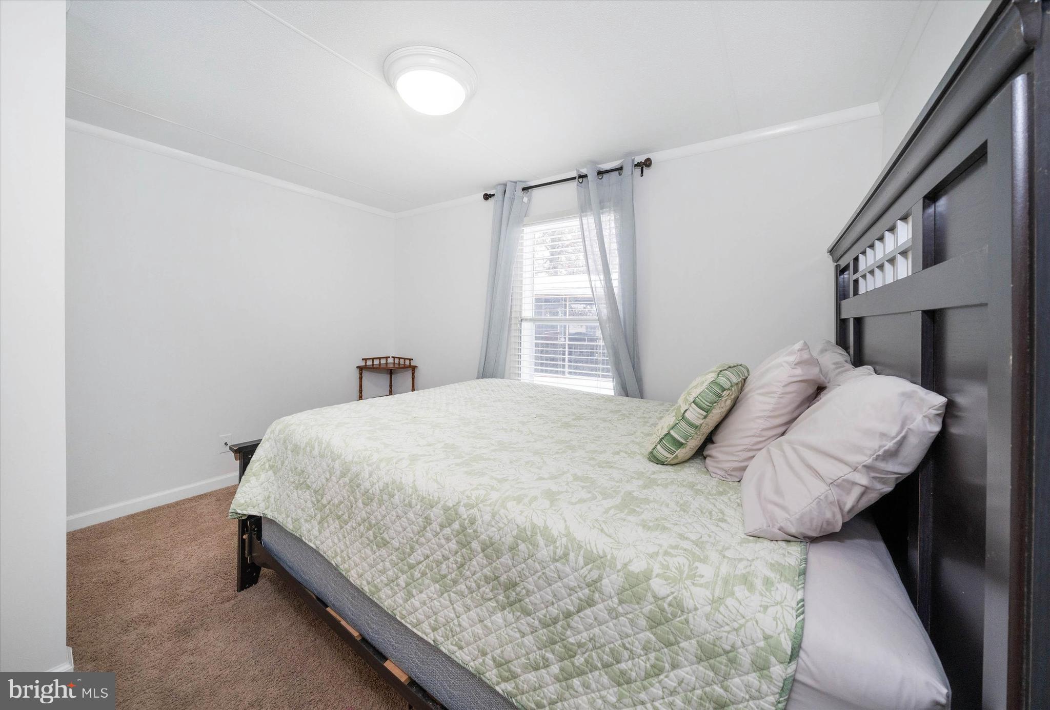 ANGOLA ESTATES - Residential