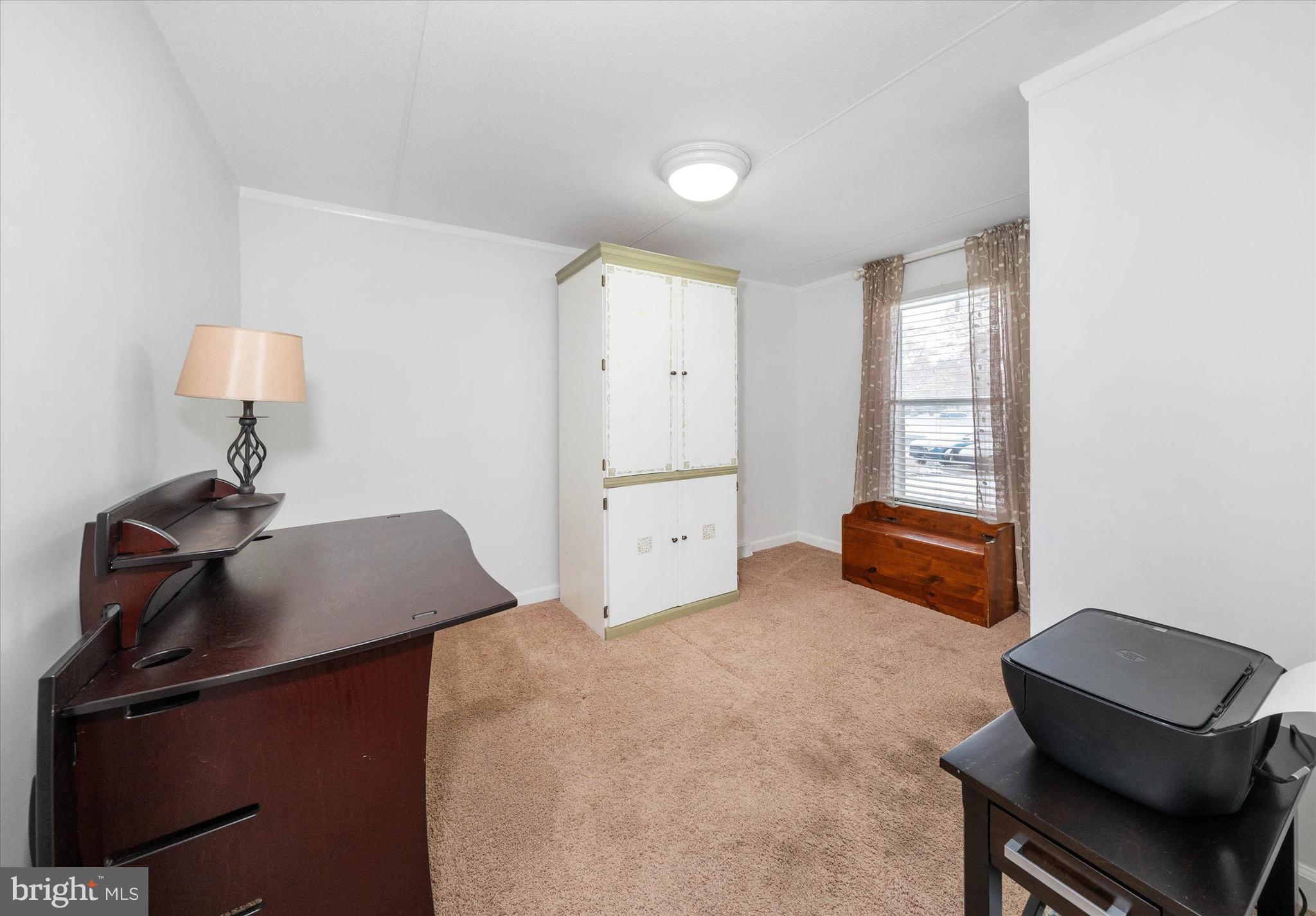 ANGOLA ESTATES - Residential