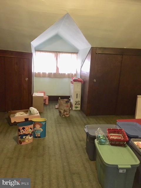 FRANKFORD - Residential