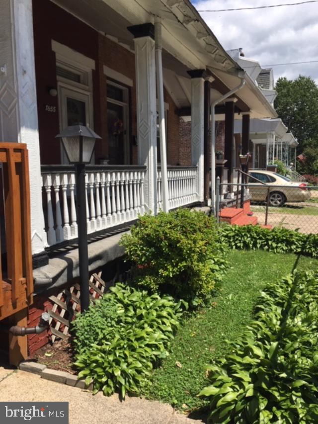 FRANKFORD - Residential