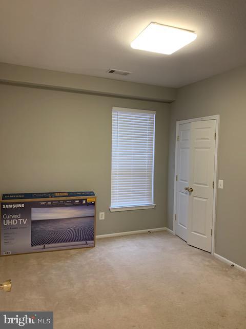 GATES OF MCLEAN - Residential Lease