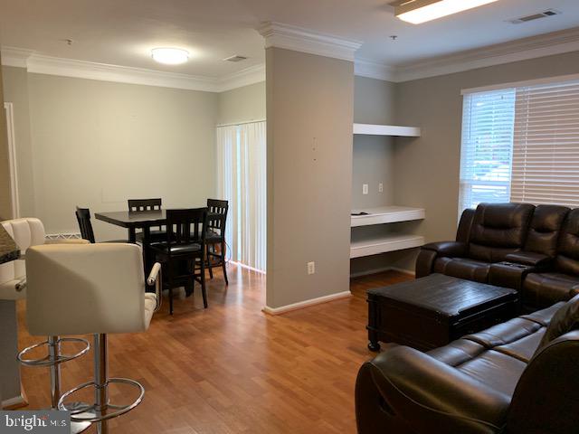 GATES OF MCLEAN - Residential Lease