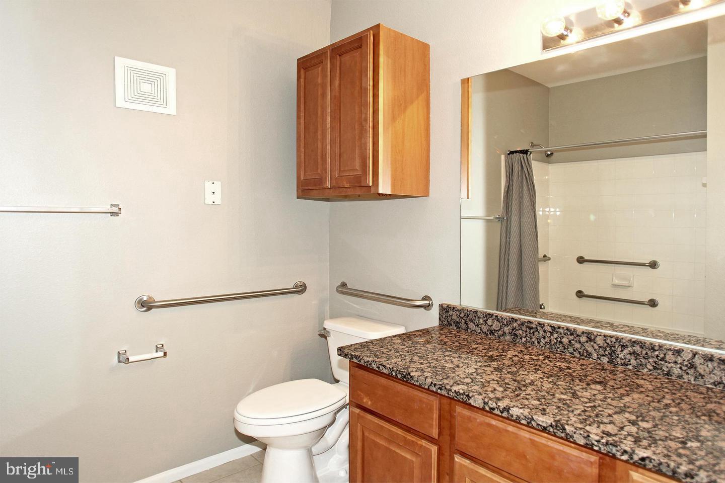 GATES OF MCLEAN - Residential Lease