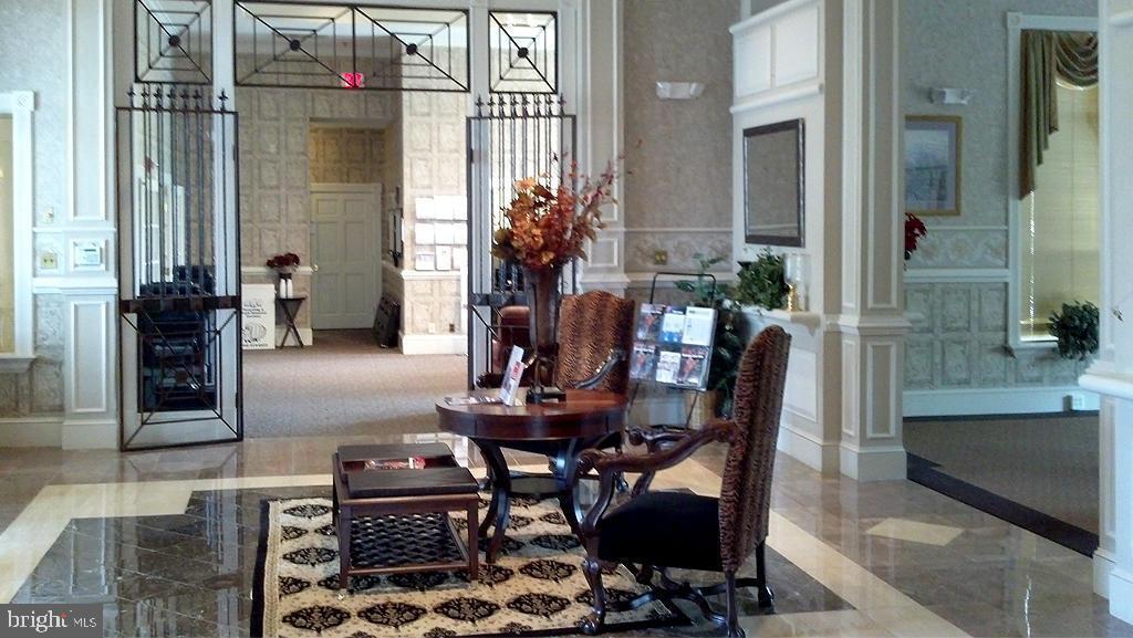 GATES OF MCLEAN - Residential Lease