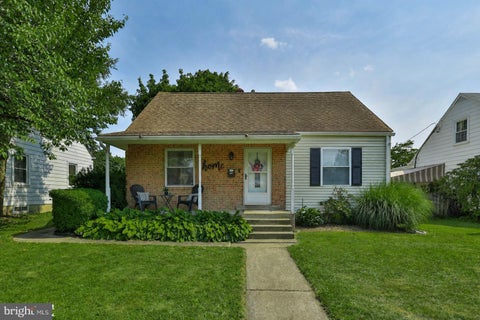 Homes For Sale - 2310 E Woodlawn Street<br/> Lehigh County, ALLENTOWN, PA 18109