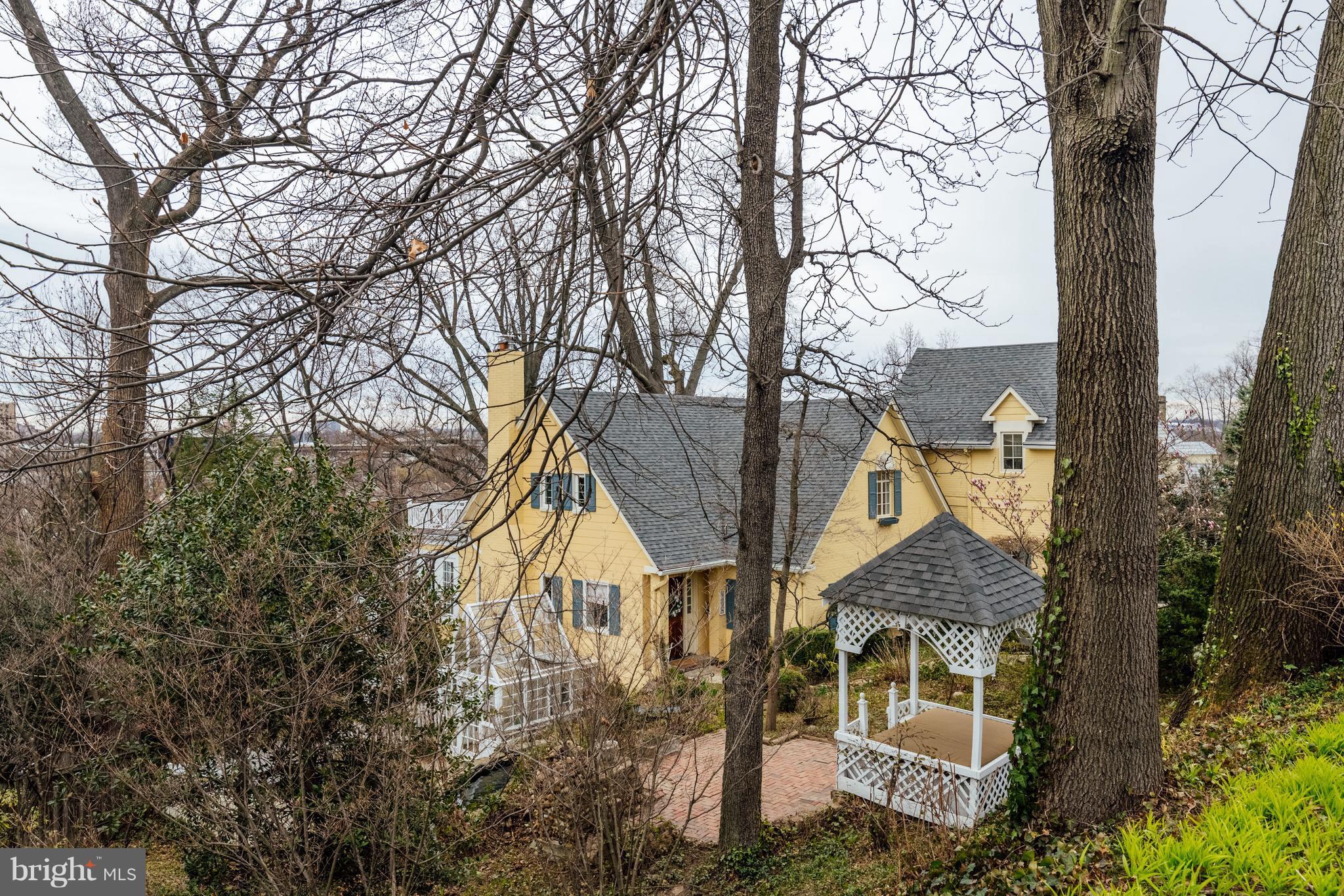 BELLE HAVEN - Residential