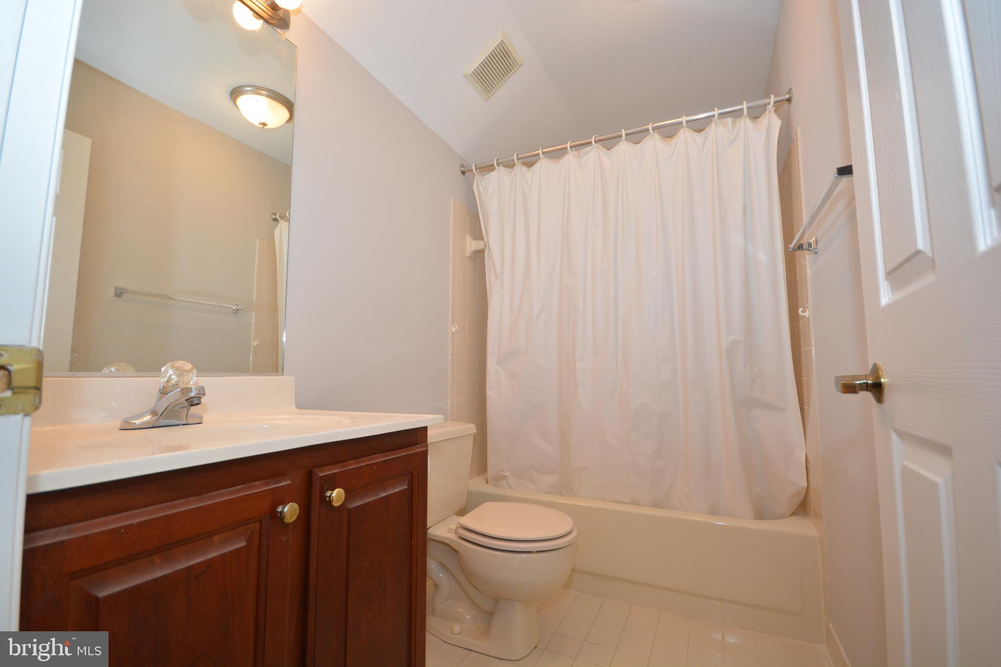 HERITAGE HARBOUR - Residential Lease