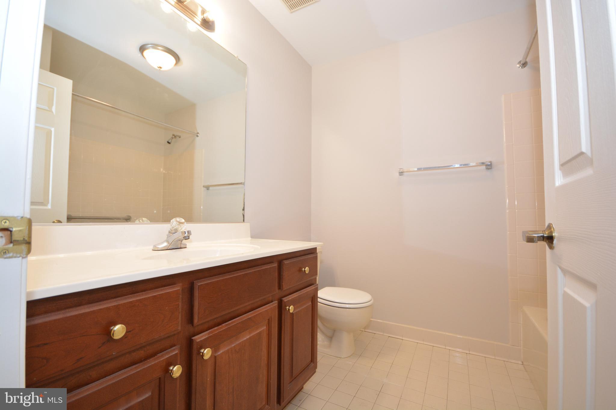 HERITAGE HARBOUR - Residential Lease