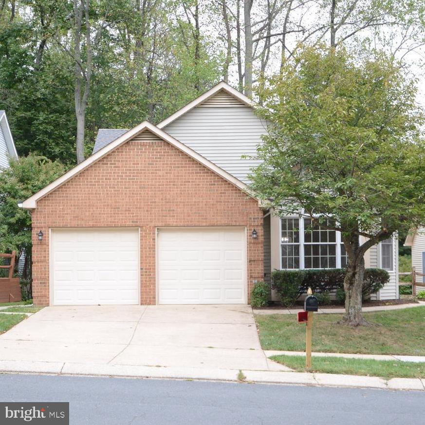 HERITAGE HARBOUR - Residential Lease