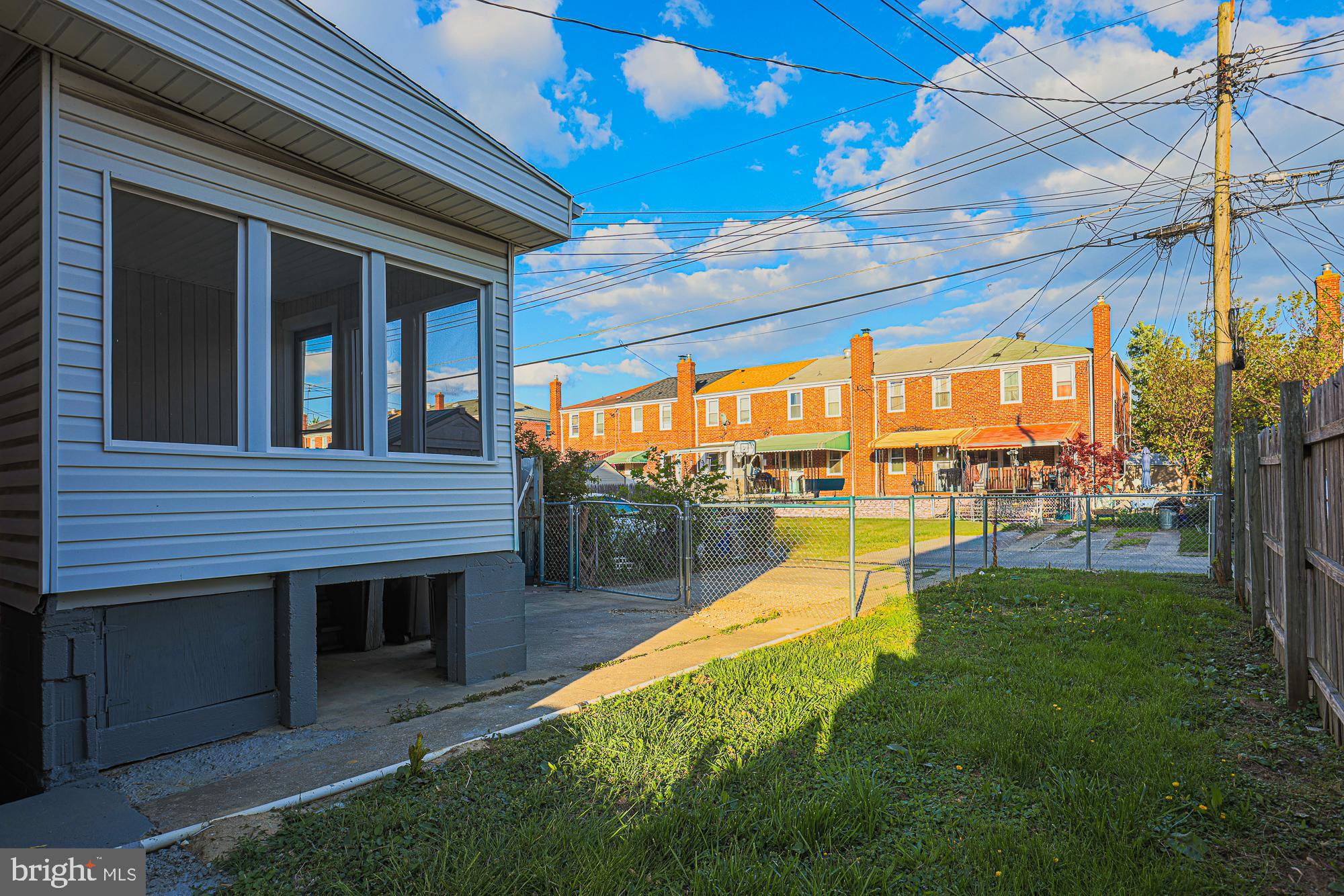 NORTH POINT VILLAGE - Residential