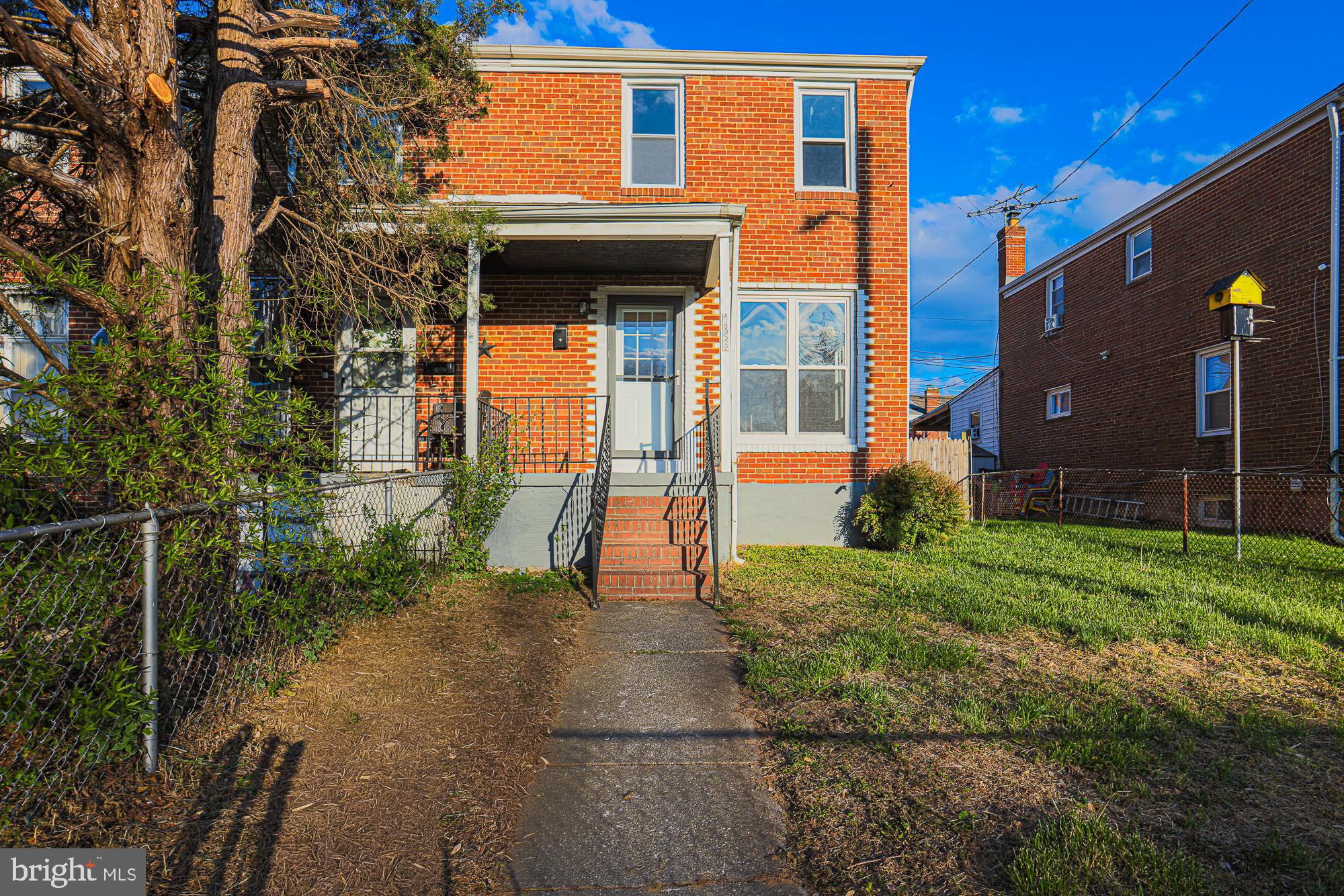 NORTH POINT VILLAGE - Residential